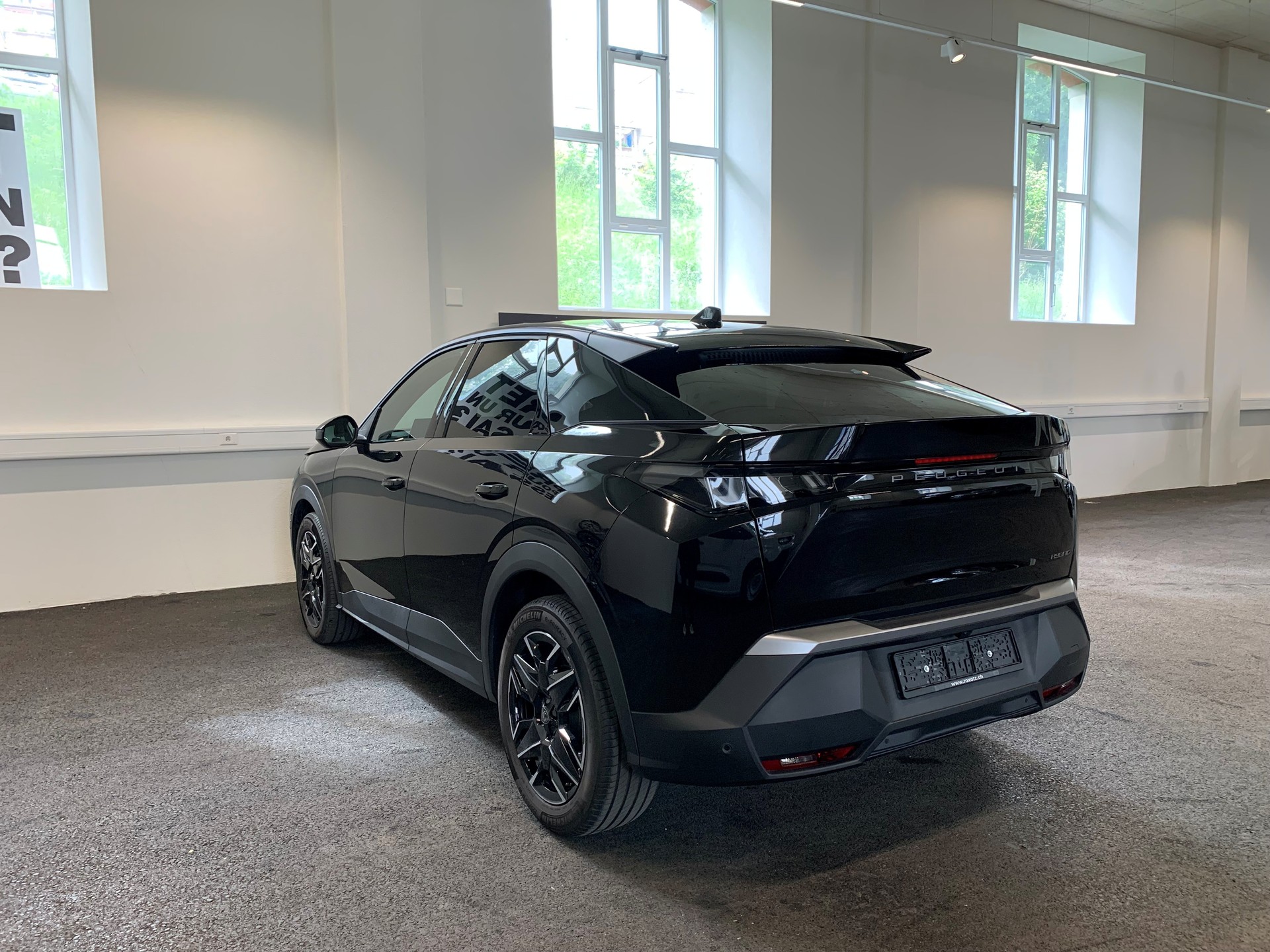 PEUGEOT 3008 145 e-DSC6 Hybrid Allure - 6