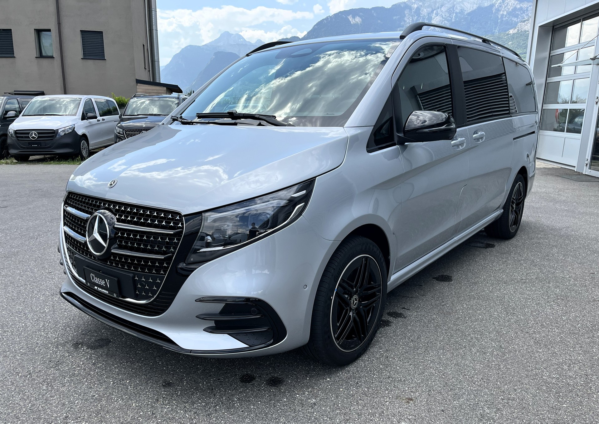 MERCEDES-BENZ V 300 d lang 4Matic Swiss Edition 9G-Tronic - 7