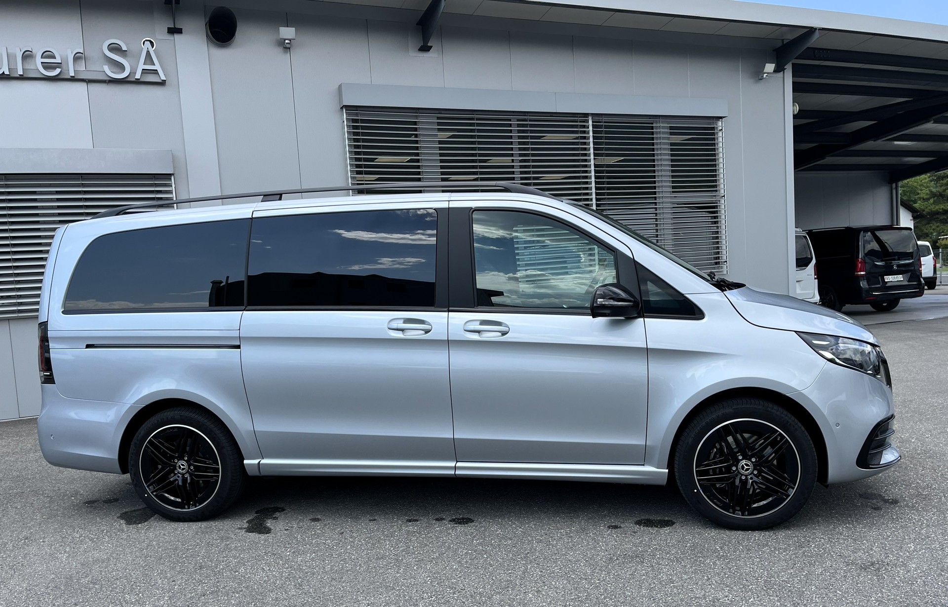 MERCEDES-BENZ V 300 d lang 4Matic Swiss Edition 9G-Tronic - 2