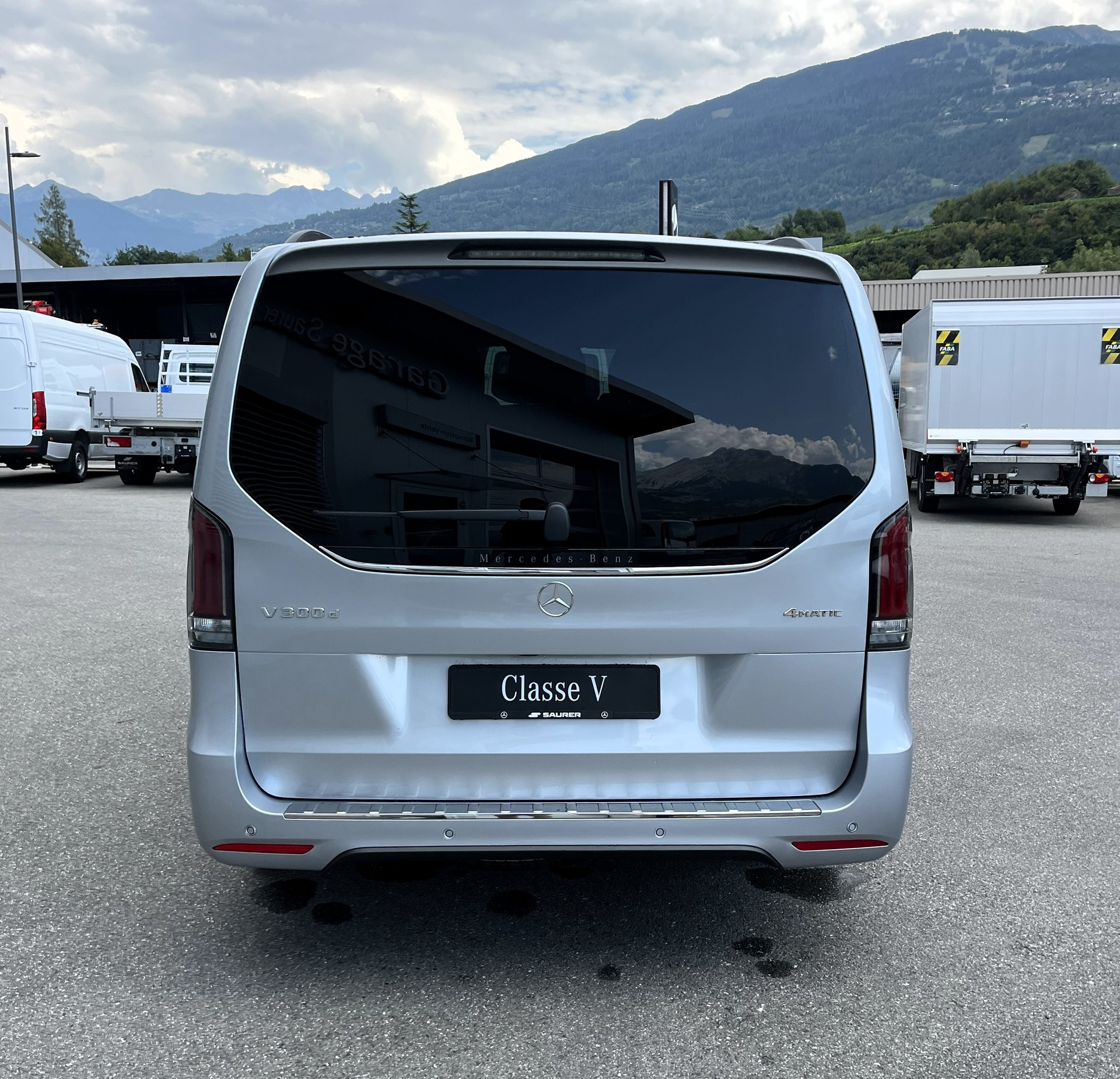 MERCEDES-BENZ V 300 d lang 4Matic Swiss Edition 9G-Tronic - 5