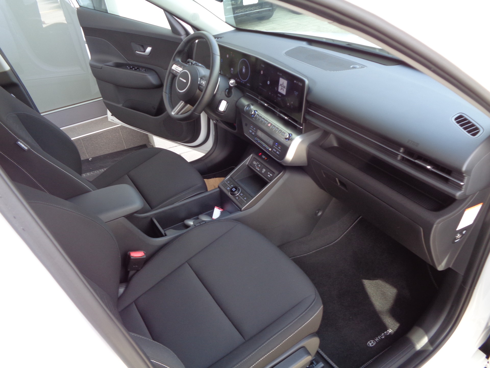 HYUNDAI Kona EV 65.4 kWh Origo - 11