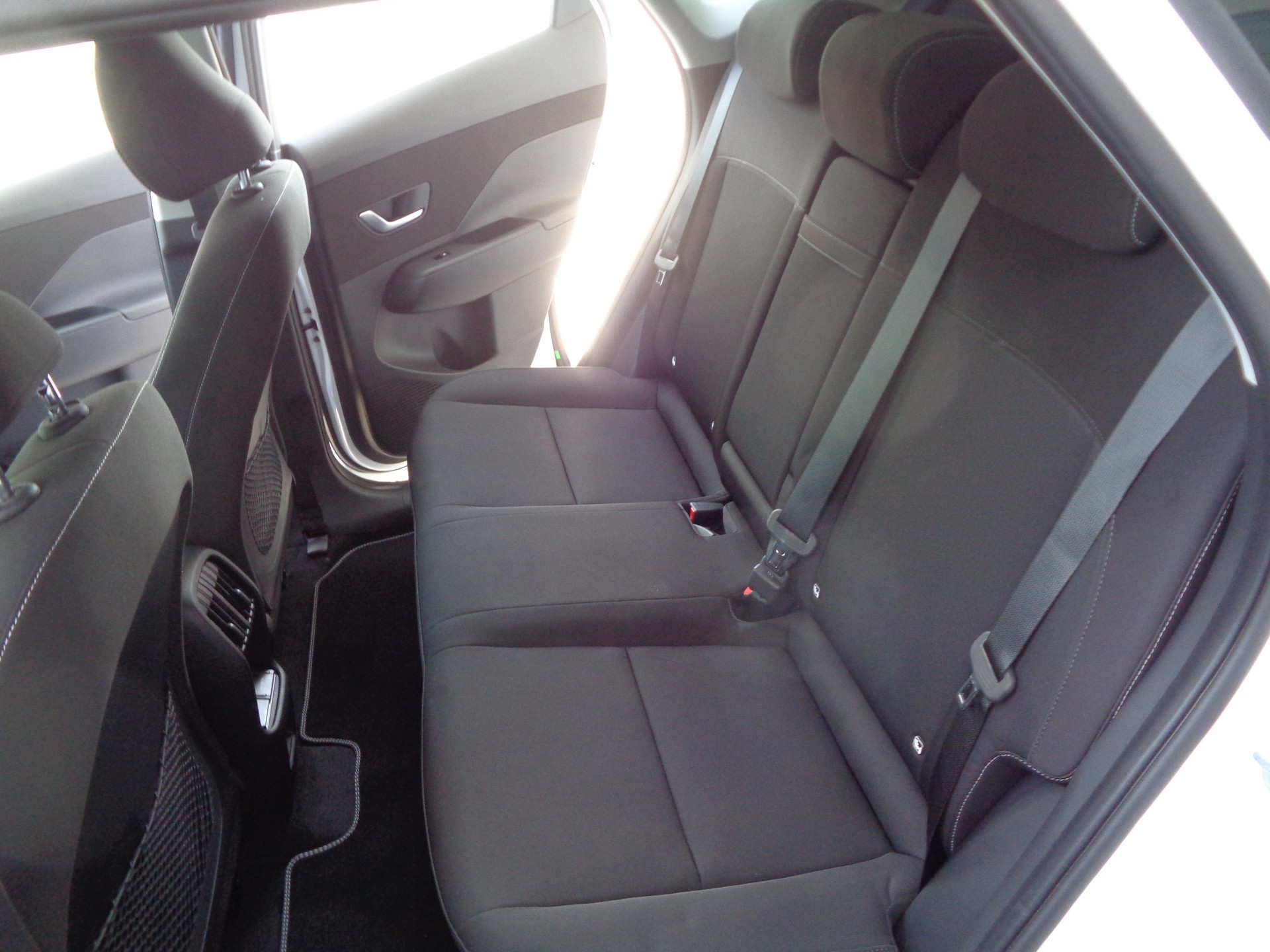 HYUNDAI Kona EV 65.4 kWh Origo - 13