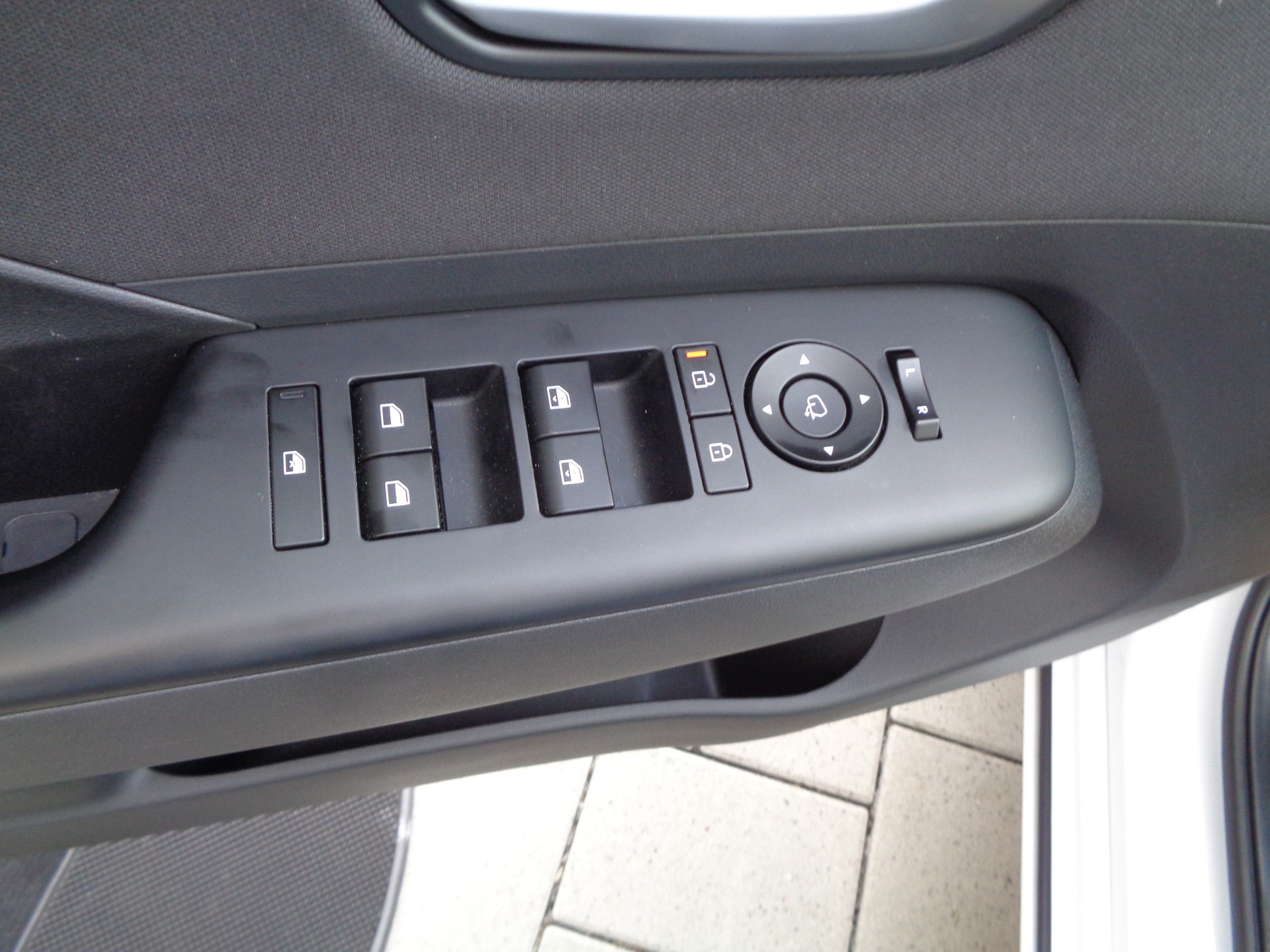 HYUNDAI Kona EV 65.4 kWh Origo - 16