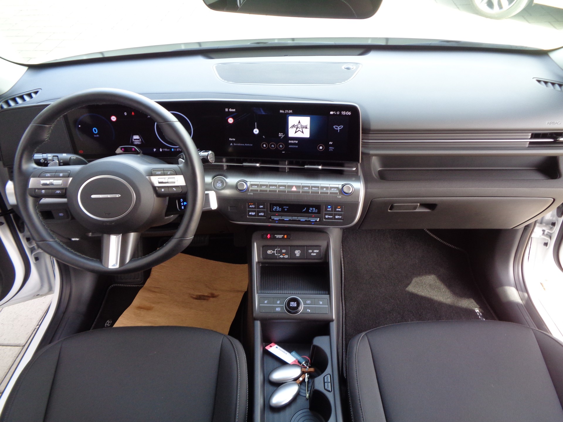HYUNDAI Kona EV 65.4 kWh Origo - 8