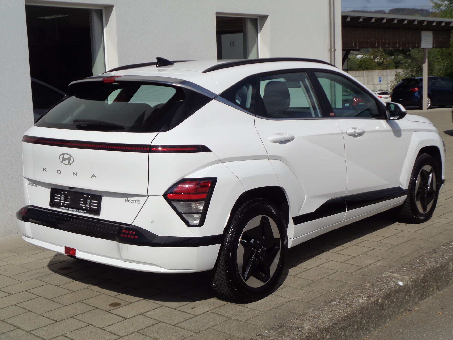 HYUNDAI Kona EV 65.4 kWh Origo - 2