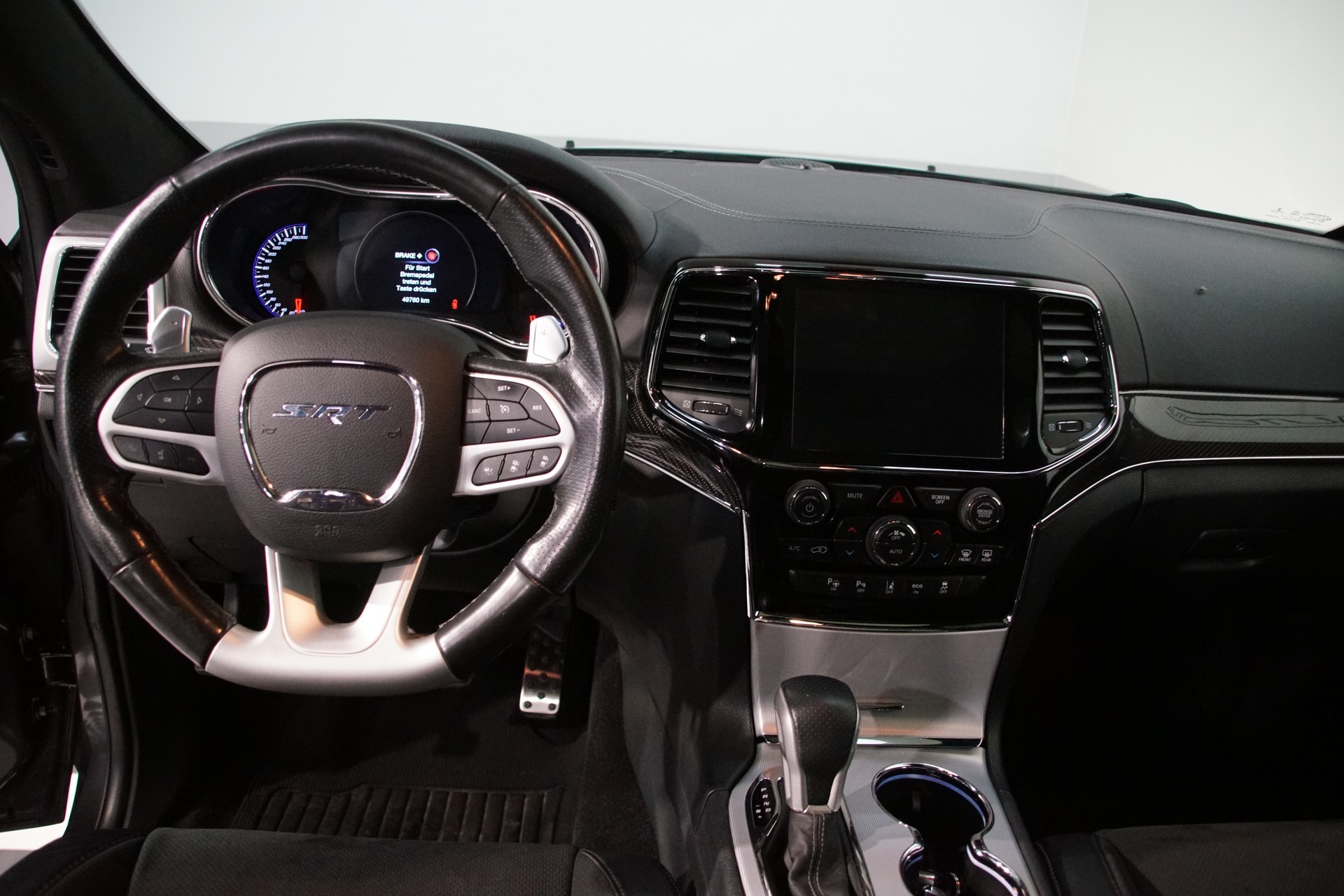 JEEP Grand Cherokee 6.4 V8 HEMI SRT8 Automatic - 16