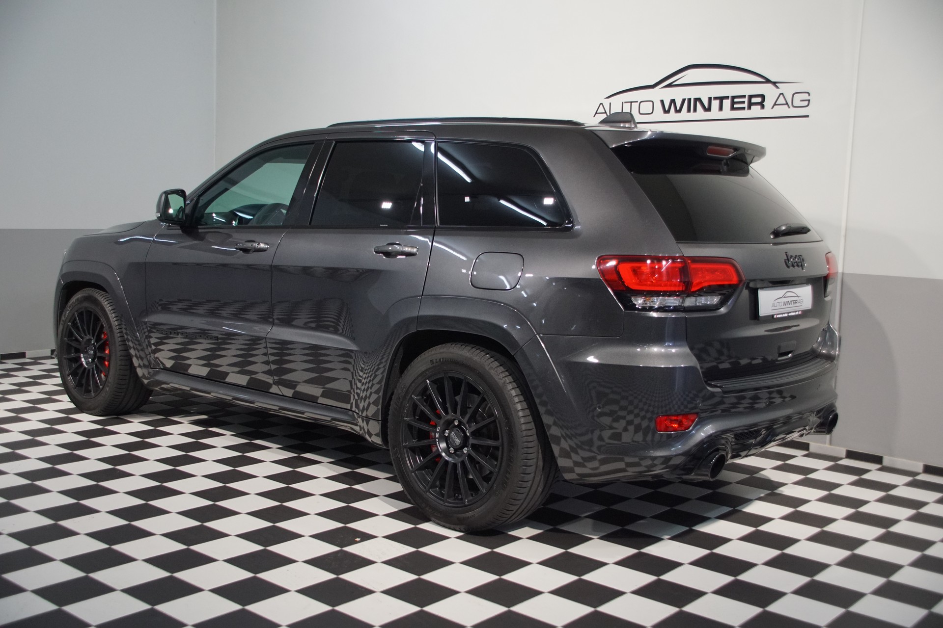 JEEP Grand Cherokee 6.4 V8 HEMI SRT8 Automatic - 9