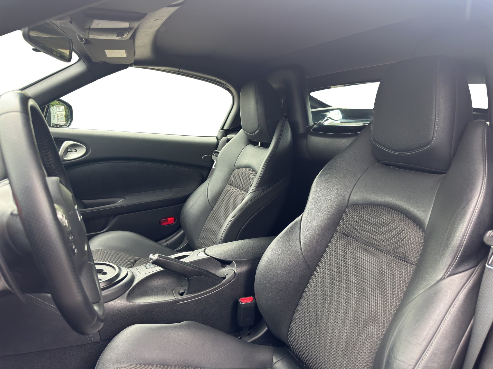 NISSAN 370 Z Roadster Pack Automatic - 16