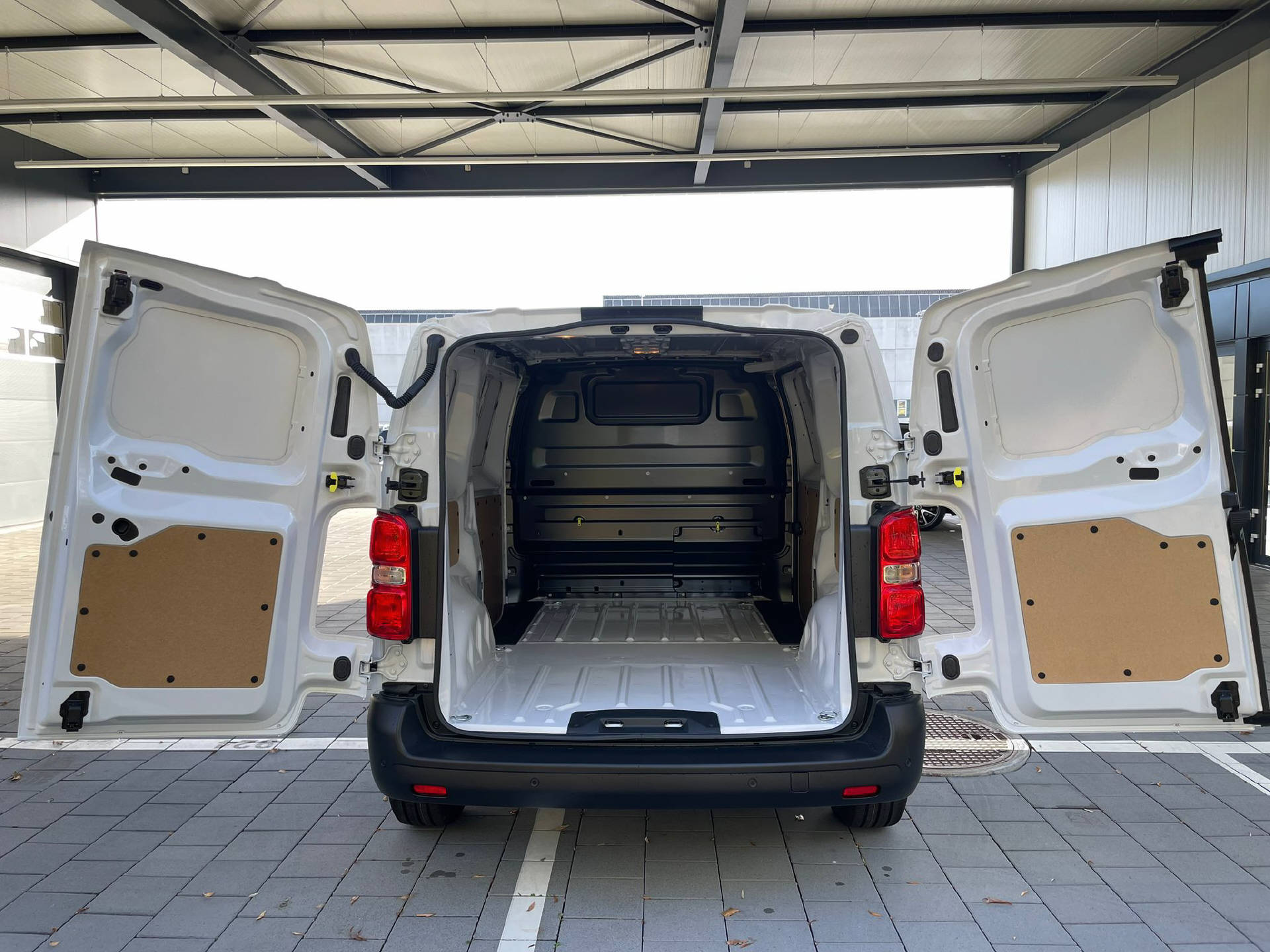 FIAT Scudo Kaw. L2 1.5 BlueHDI 120-5