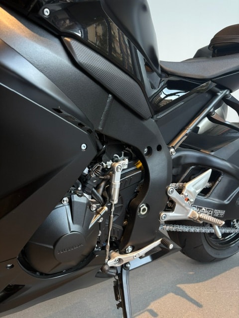 HONDA CBR 1000 RR-R Fireblade SP - 10