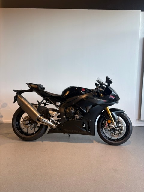 HONDA CBR 1000 RR-R Fireblade SP - 2