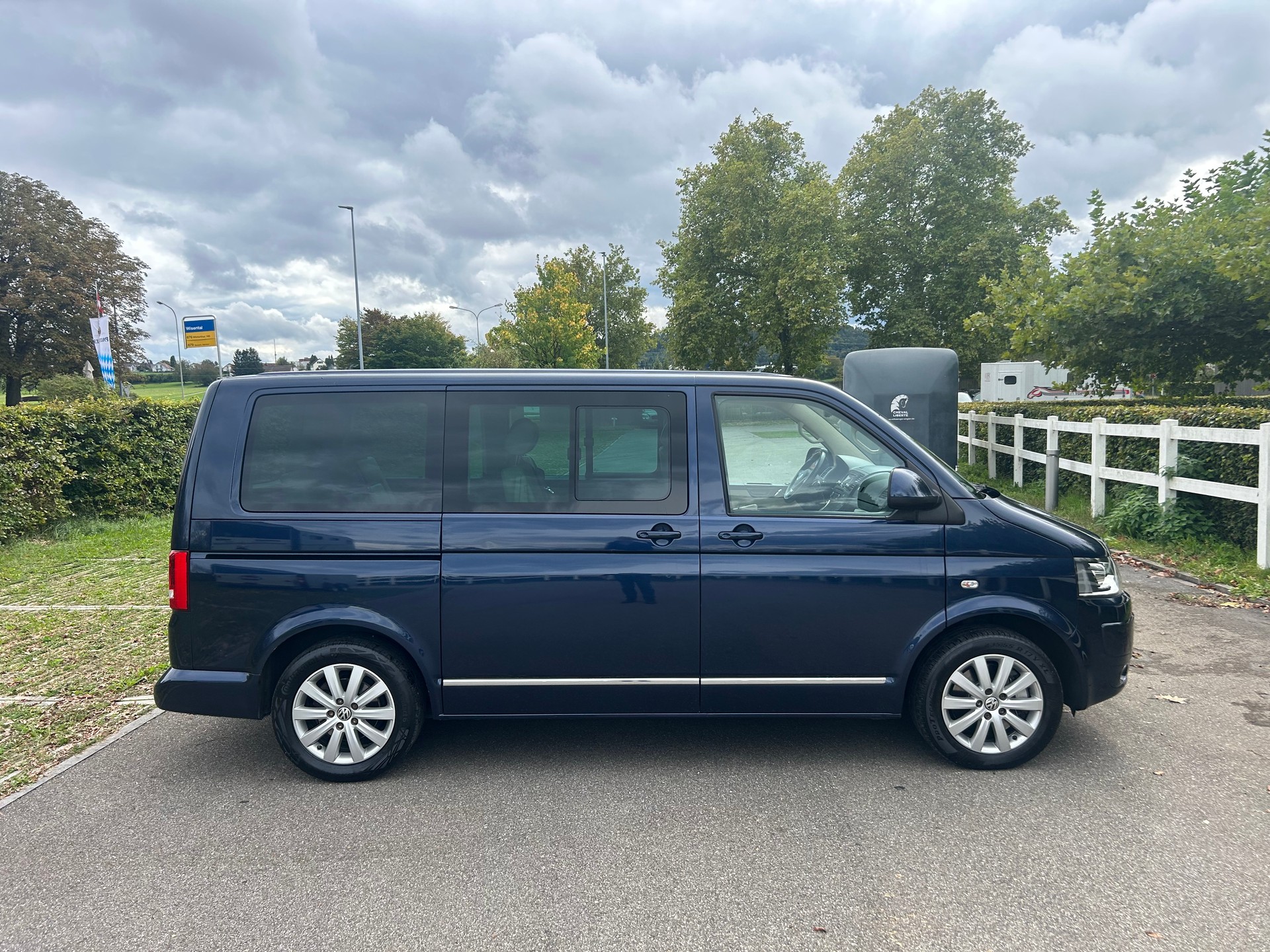 VW T5 Multivan 2.0 Bi-TDI CR Highline 4Motion DSG - 6