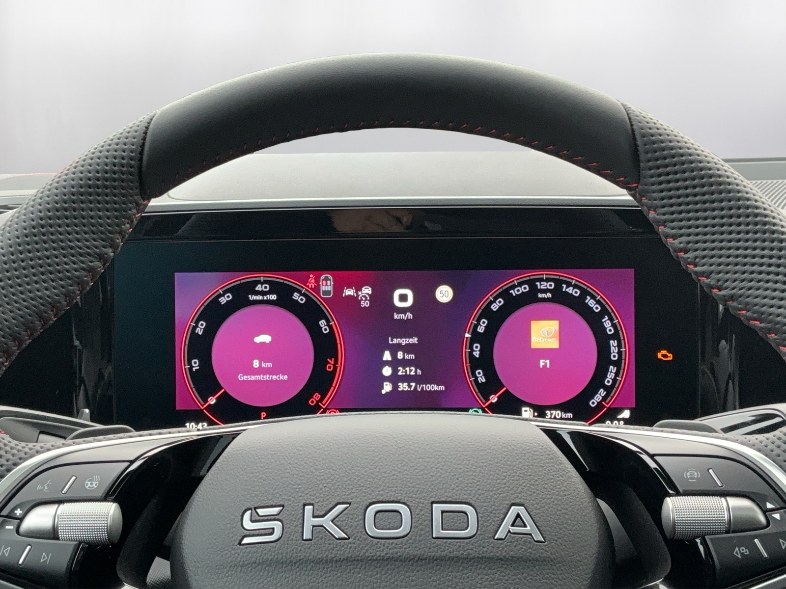 SKODA Kodiaq 2.0 TSI RS 4x4 - 8