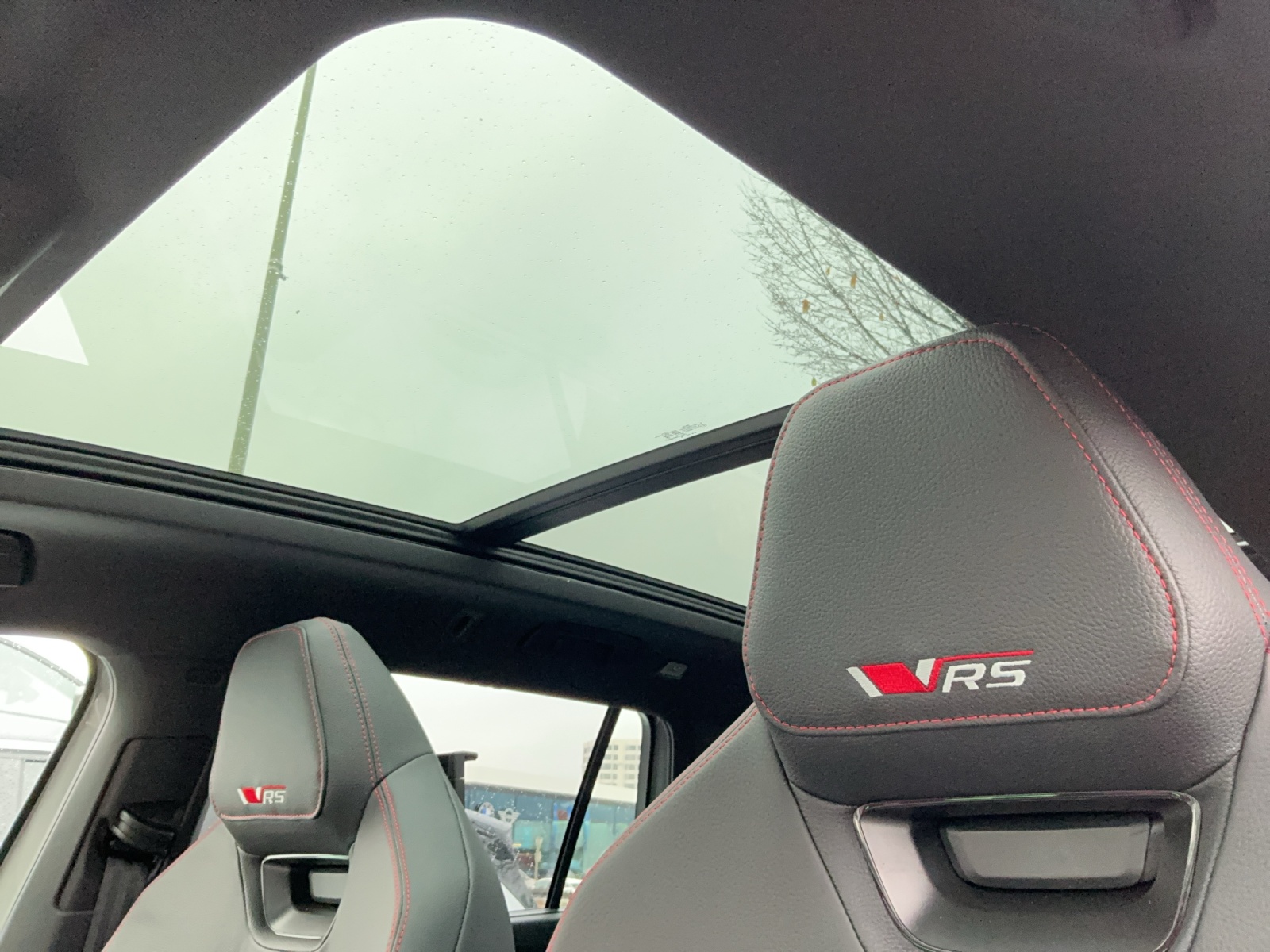 SKODA Kodiaq 2.0 TSI RS 4x4 - 15