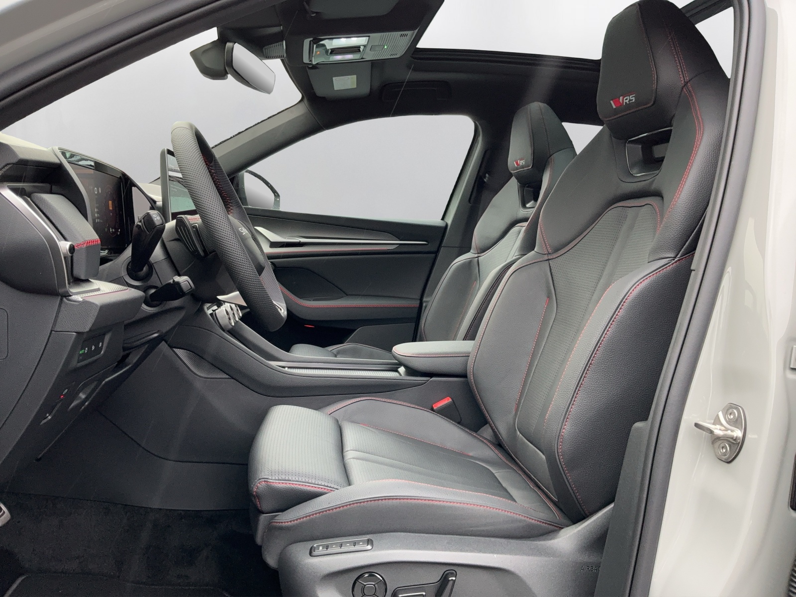 SKODA Kodiaq 2.0 TSI RS 4x4 - 10