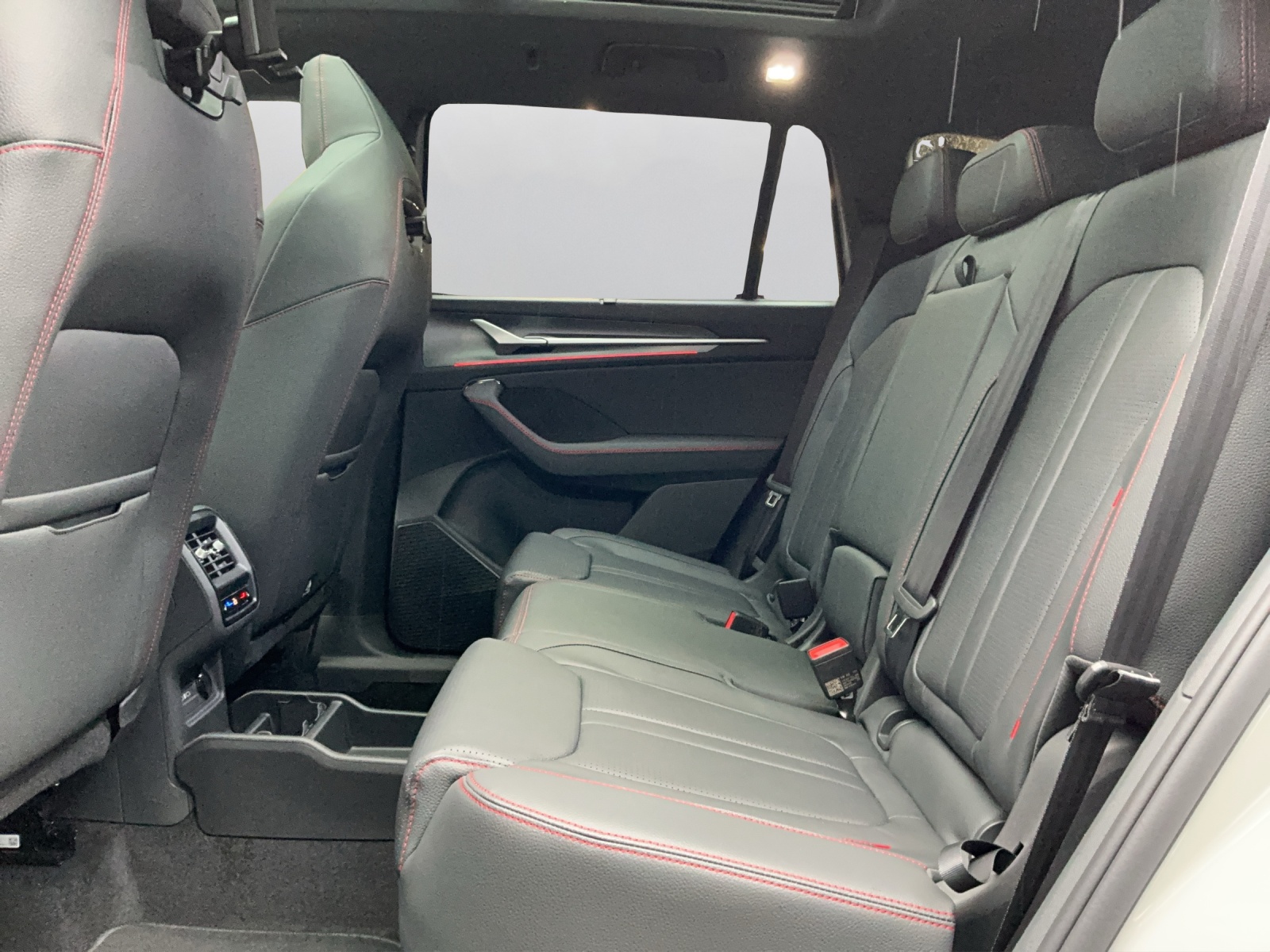 SKODA Kodiaq 2.0 TSI RS 4x4 - 11