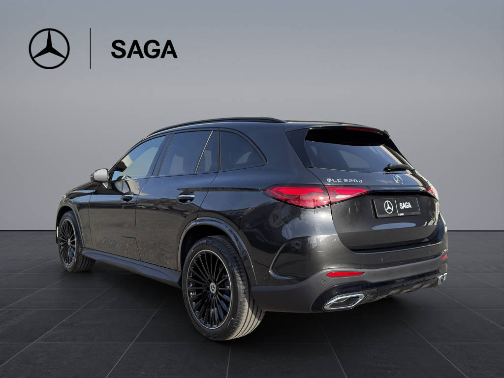 MERCEDES-BENZ GLC 220 d AMG Line 4matic - 4