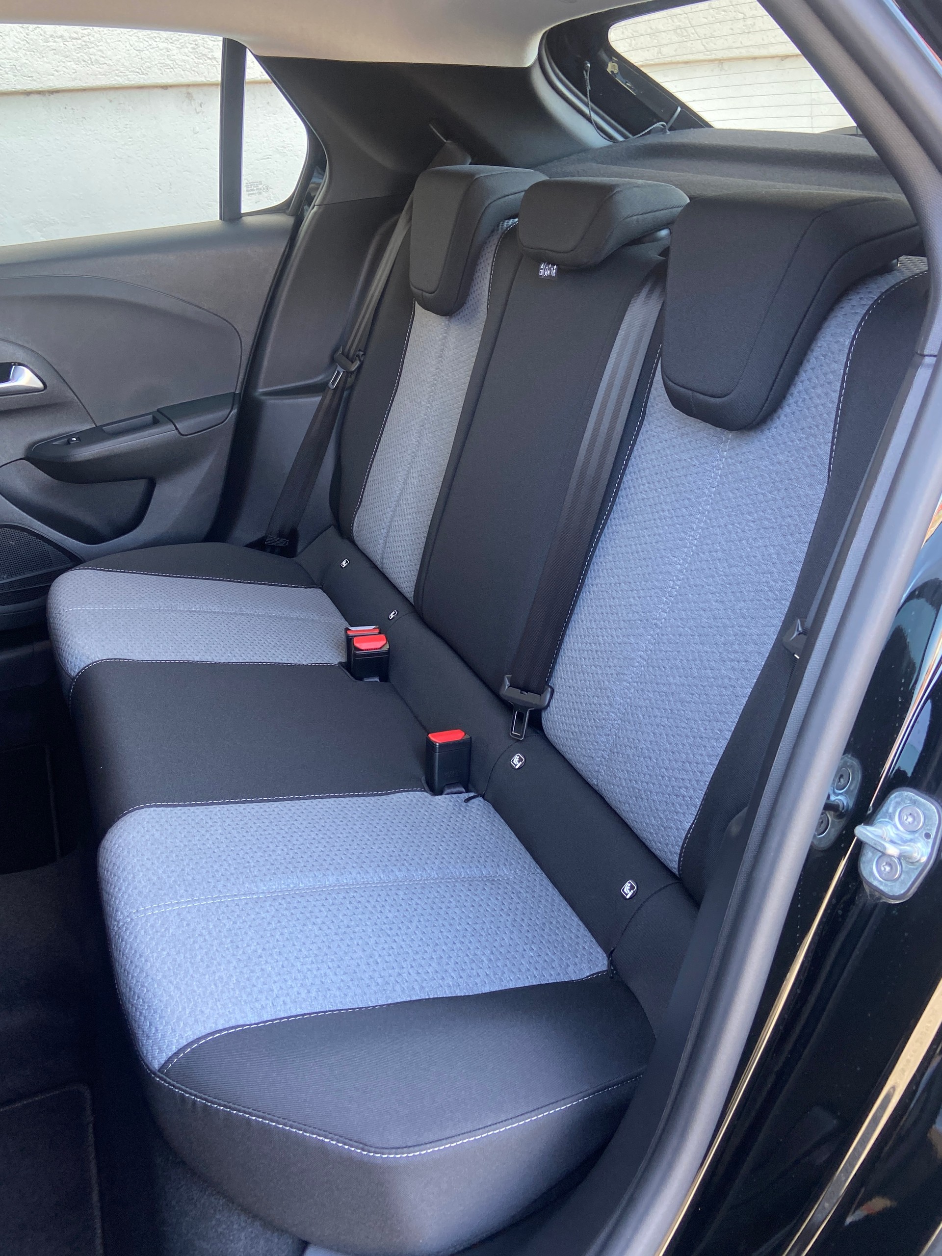 OPEL Corsa 1.2 Edition Automat - 6