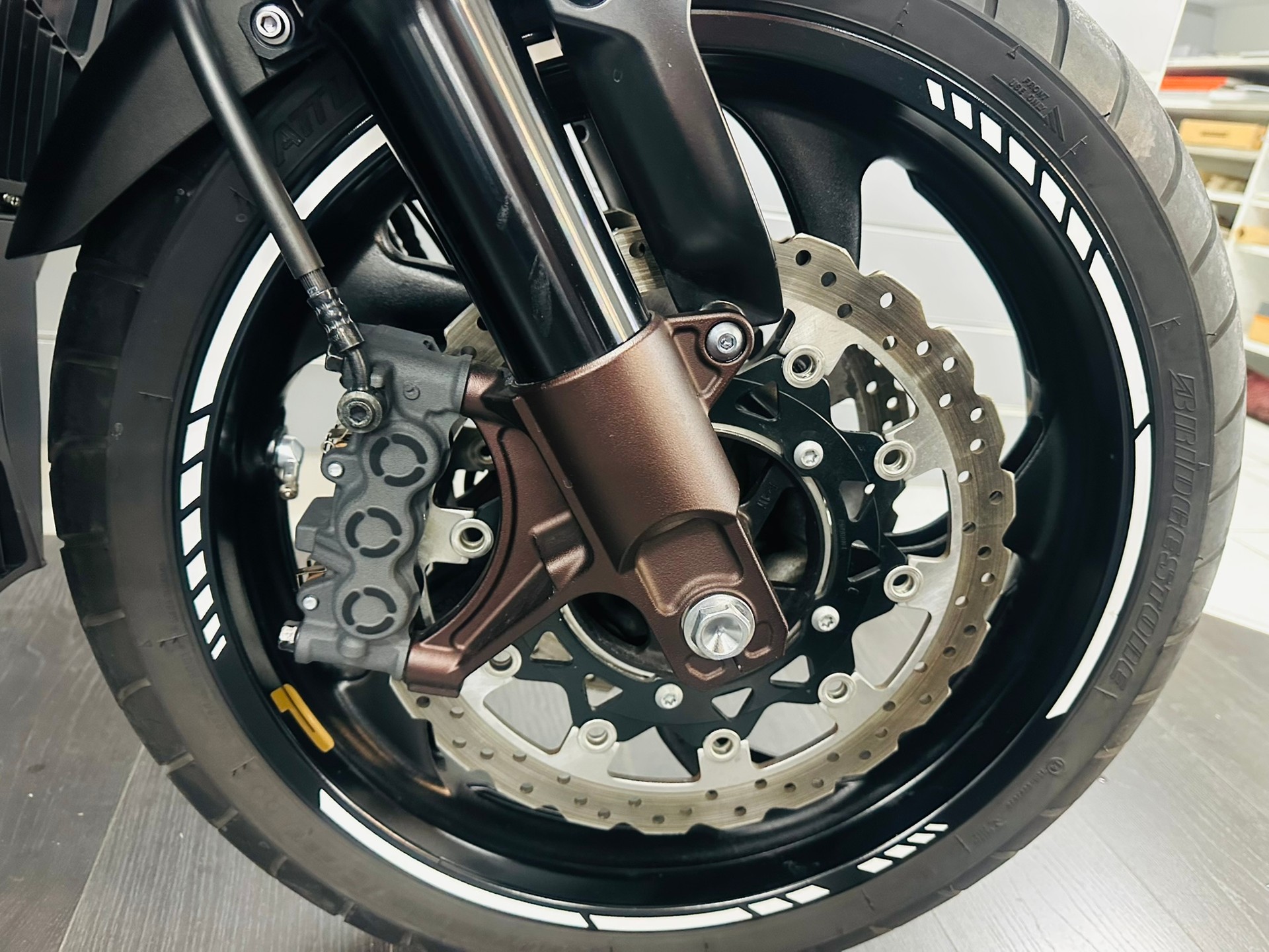 YAMAHA V-MAX 1700 - 7