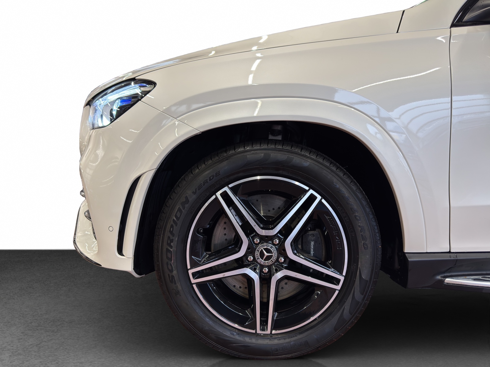 MERCEDES-BENZ GLE 450 AMG Line 4Matic - 22