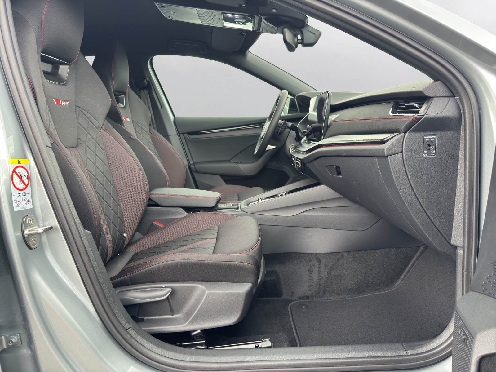 SKODA Octavia Combi 2.0 TSI DSG RS - 14