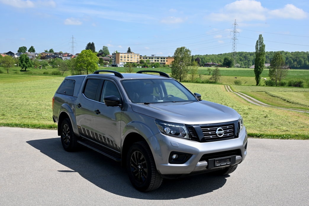 NISSAN Navara Double Cab N-Guard 2.3 dCi 4WD Automatic - 2