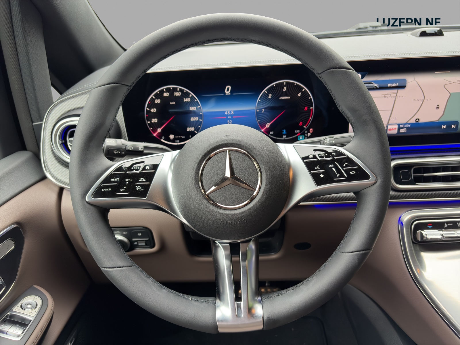MERCEDES-BENZ V 300 d lang 4Matic Swiss Edition 9G-Tronic - 9