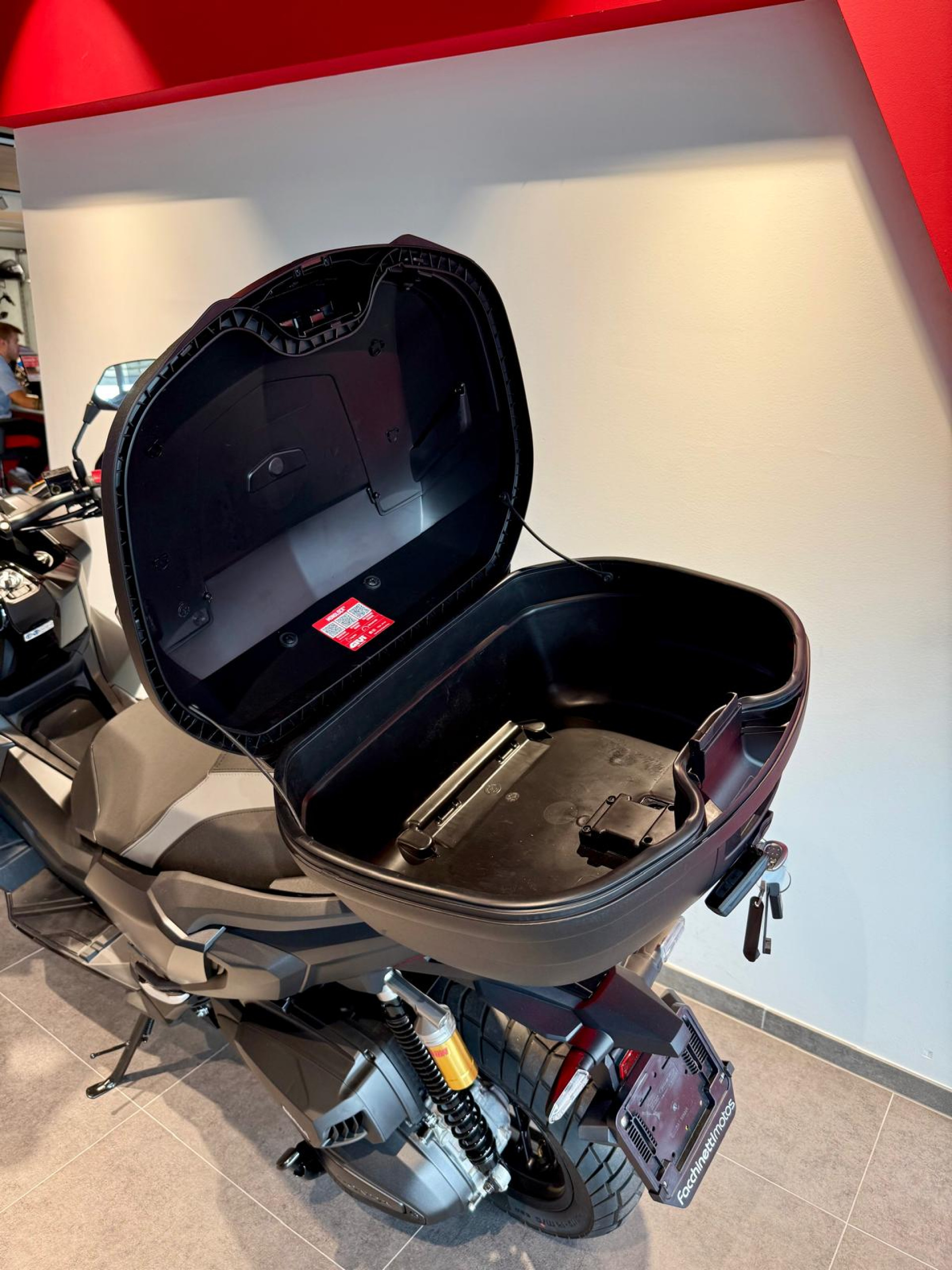 HONDA ADV 350 - 7