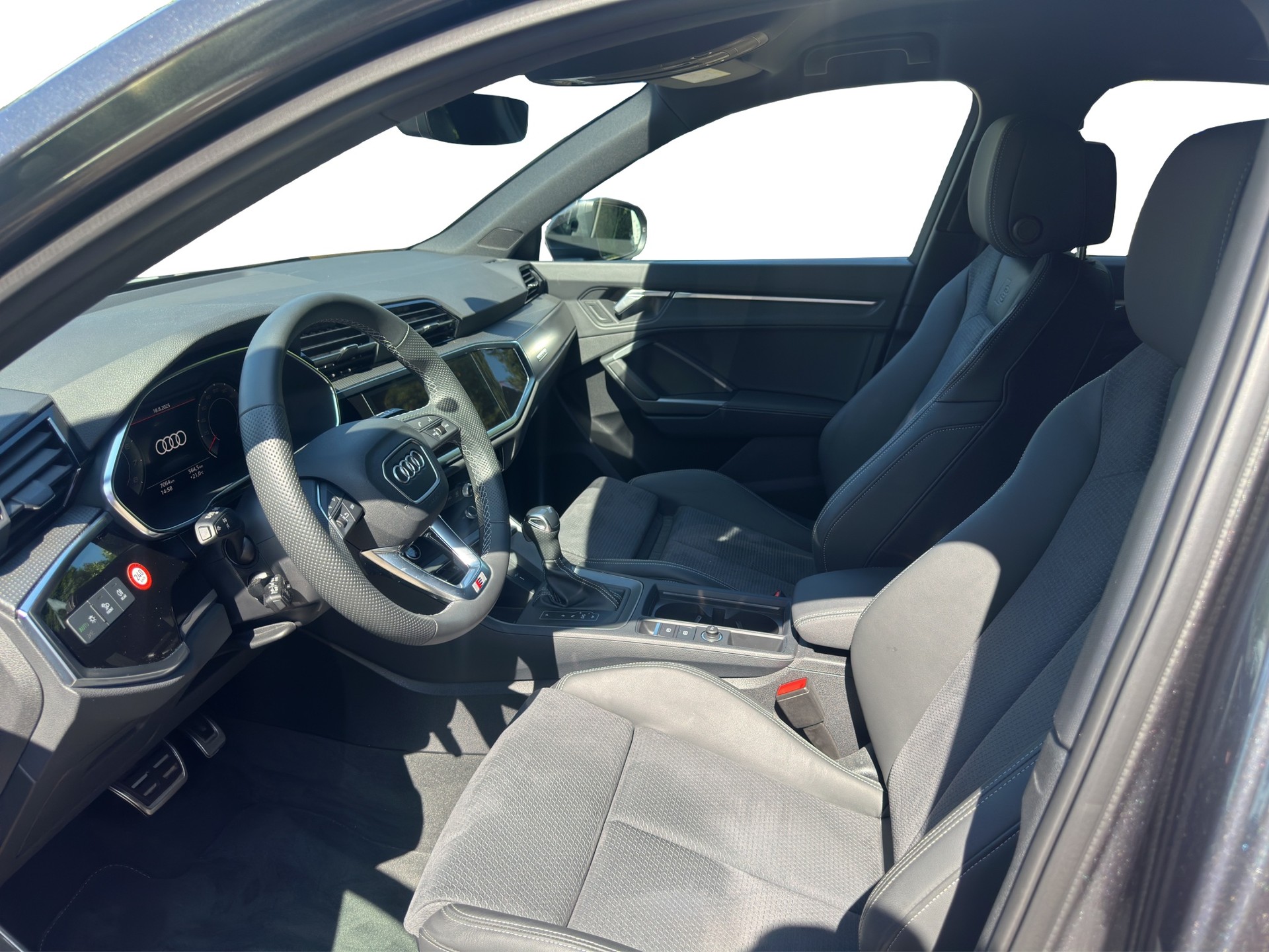 AUDI Q3 40 TFSI S line quattro S-tronic - 10
