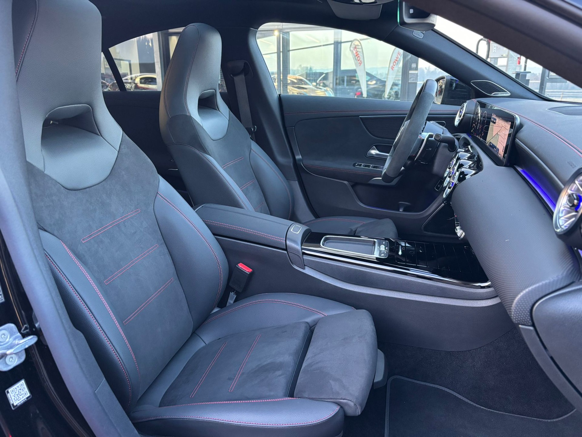 MERCEDES-BENZ CLA 45 S AMG 4Matic+ - 9