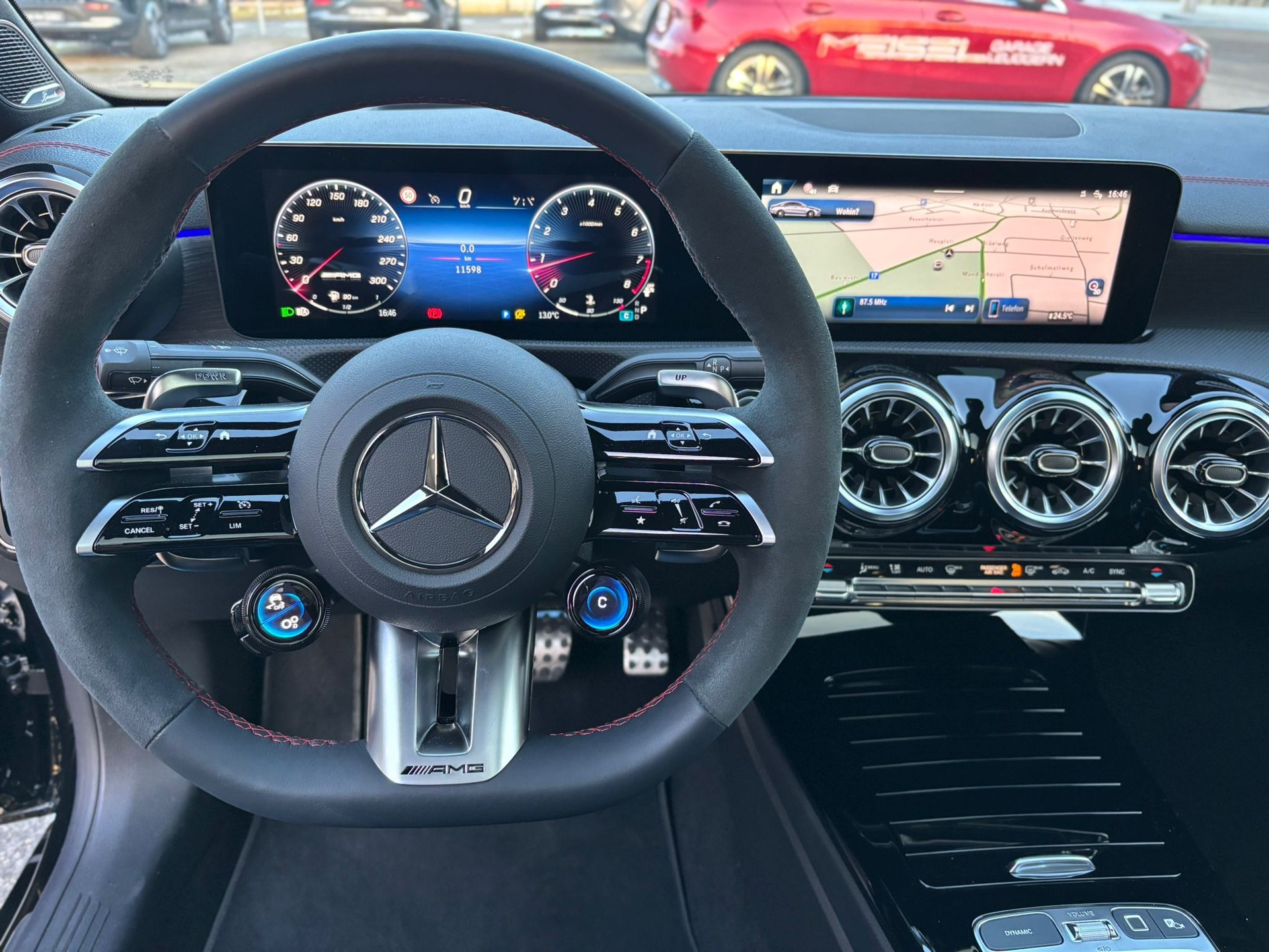 MERCEDES-BENZ CLA 45 S AMG 4Matic+ - 11