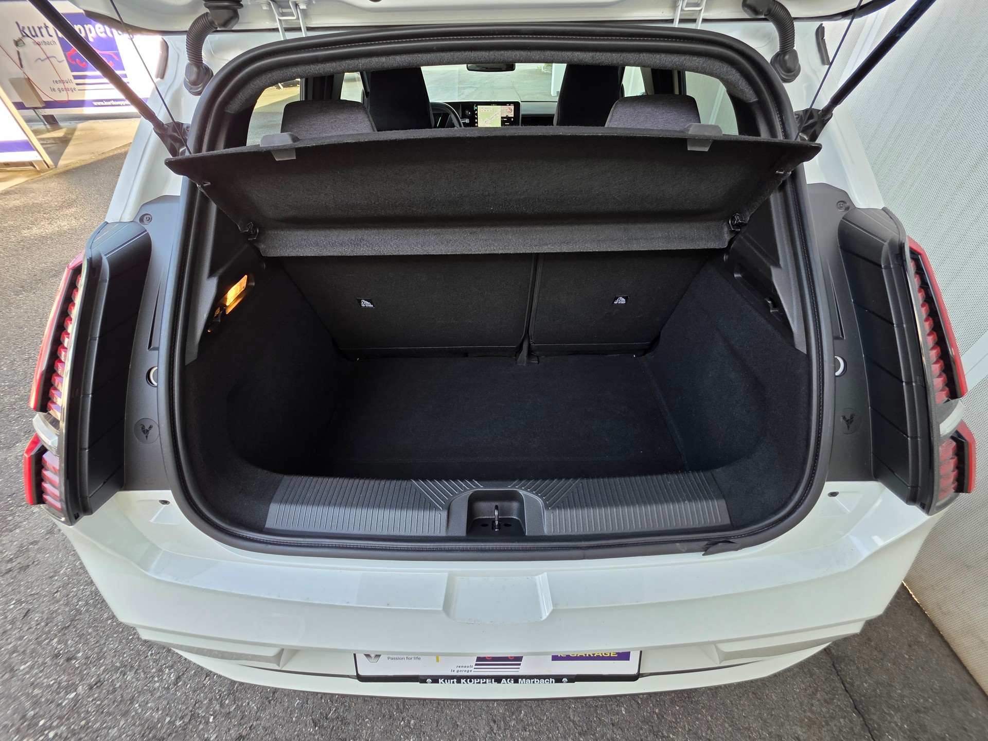 RENAULT R5 E-Tech Comfort Range 52 kWh Techno - 4