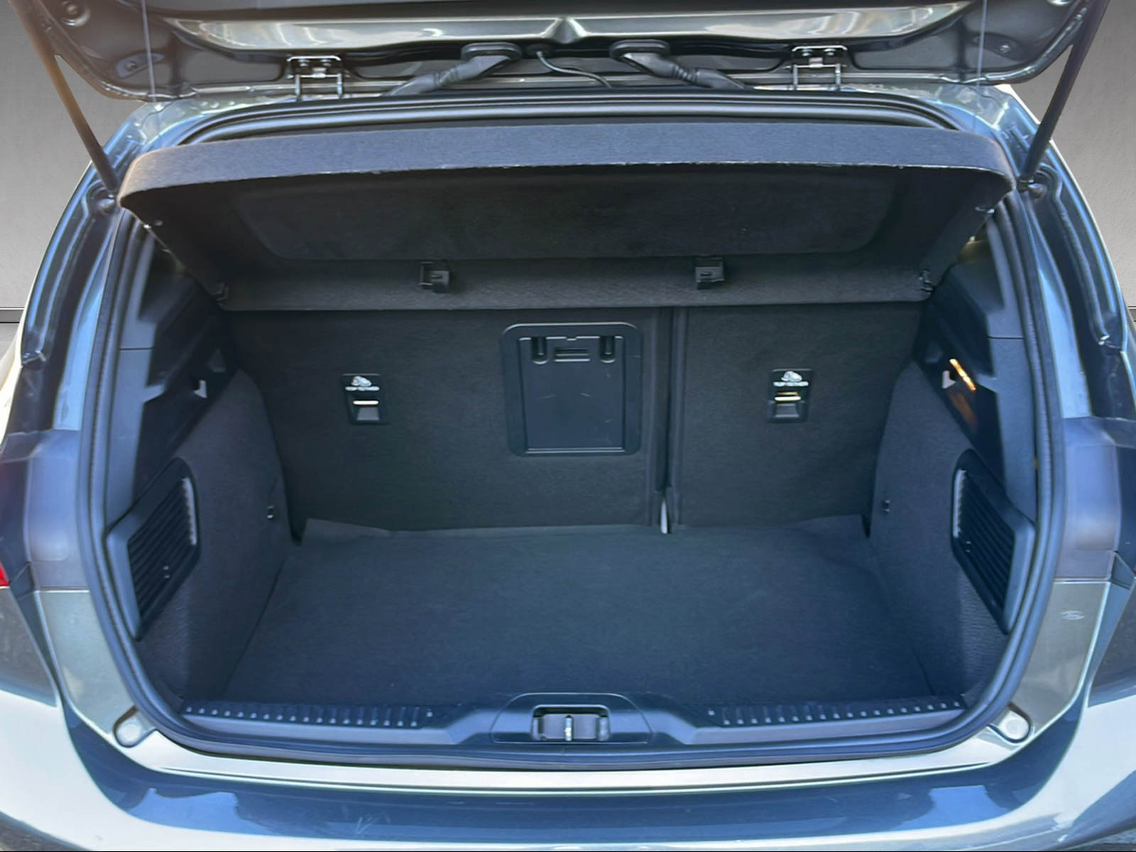 FORD Focus 1.0i EcoB 125 ST-Line X - 12