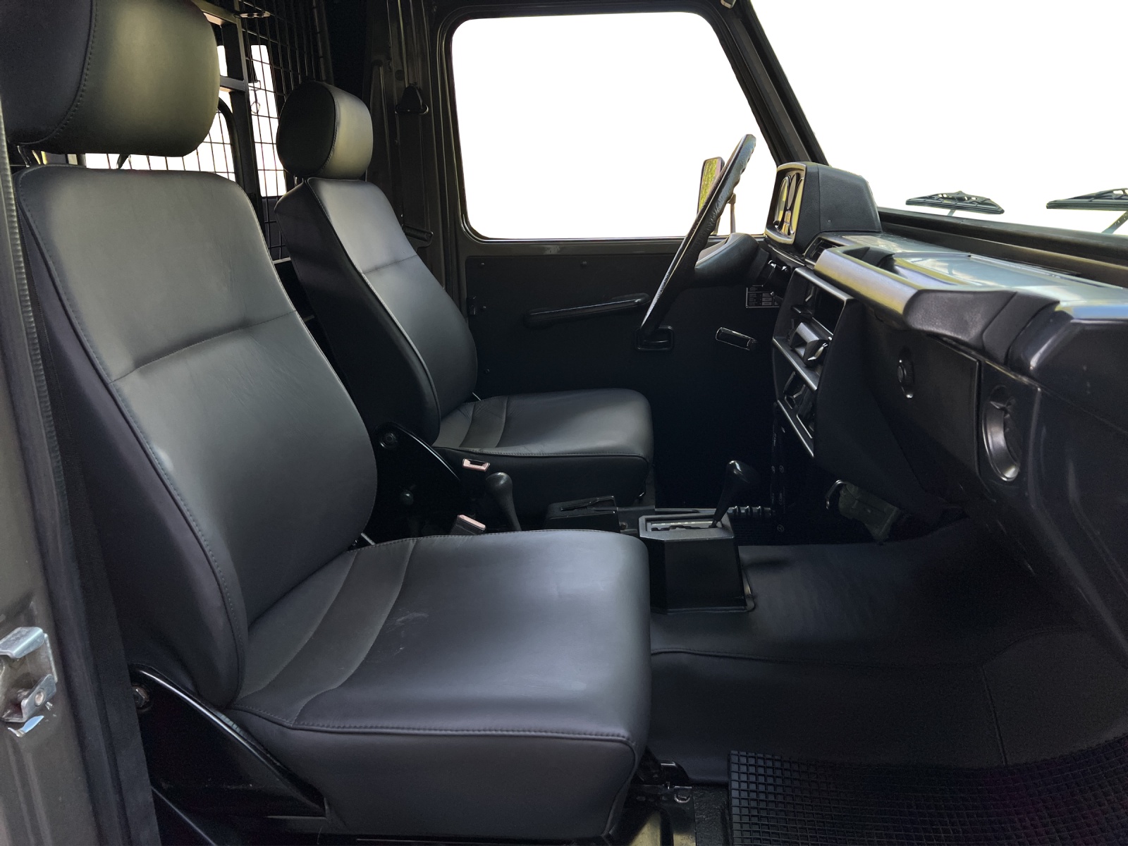 PUCH 230 RE 3 SWISS - 17