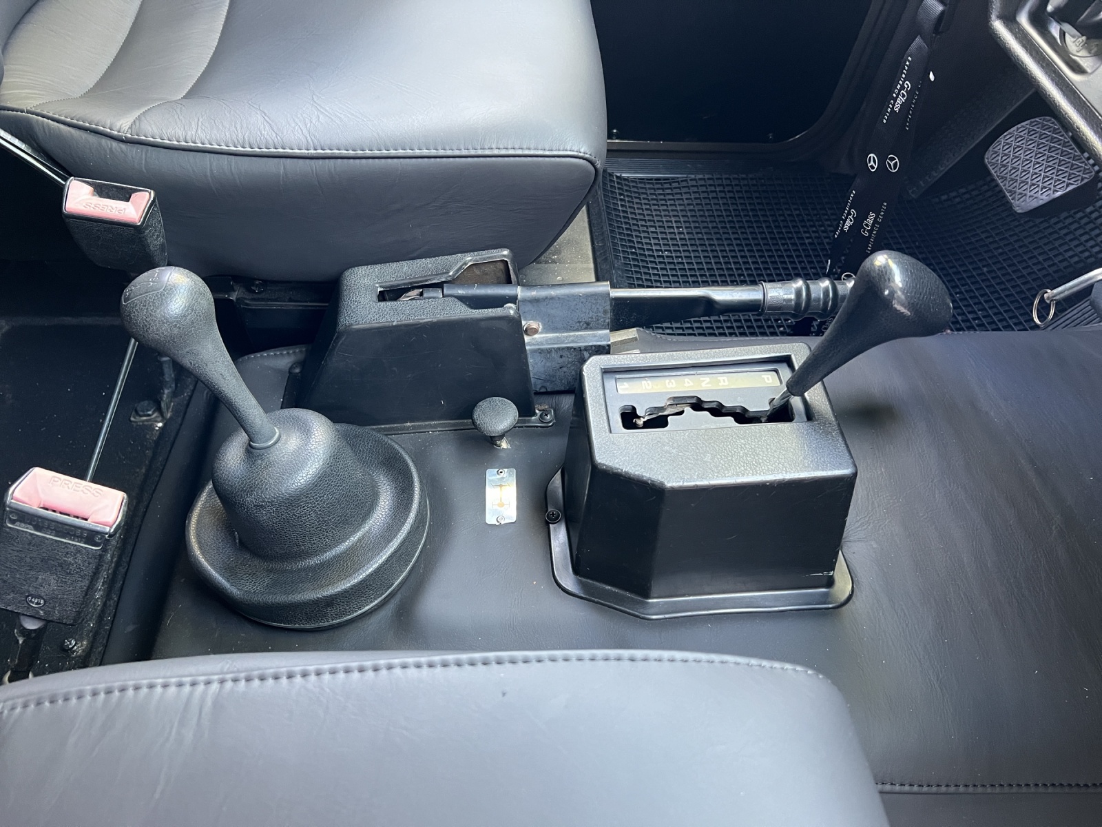 PUCH 230 RE 3 SWISS - 16