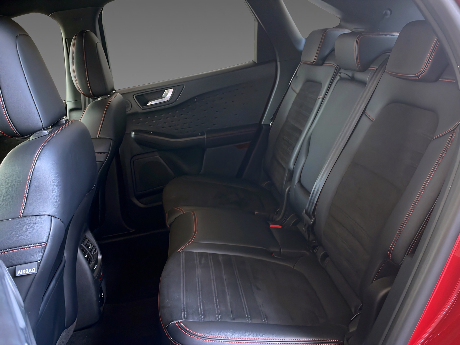 FORD Kuga 2.5 Plug-in Hybrid ST-Line X - 11