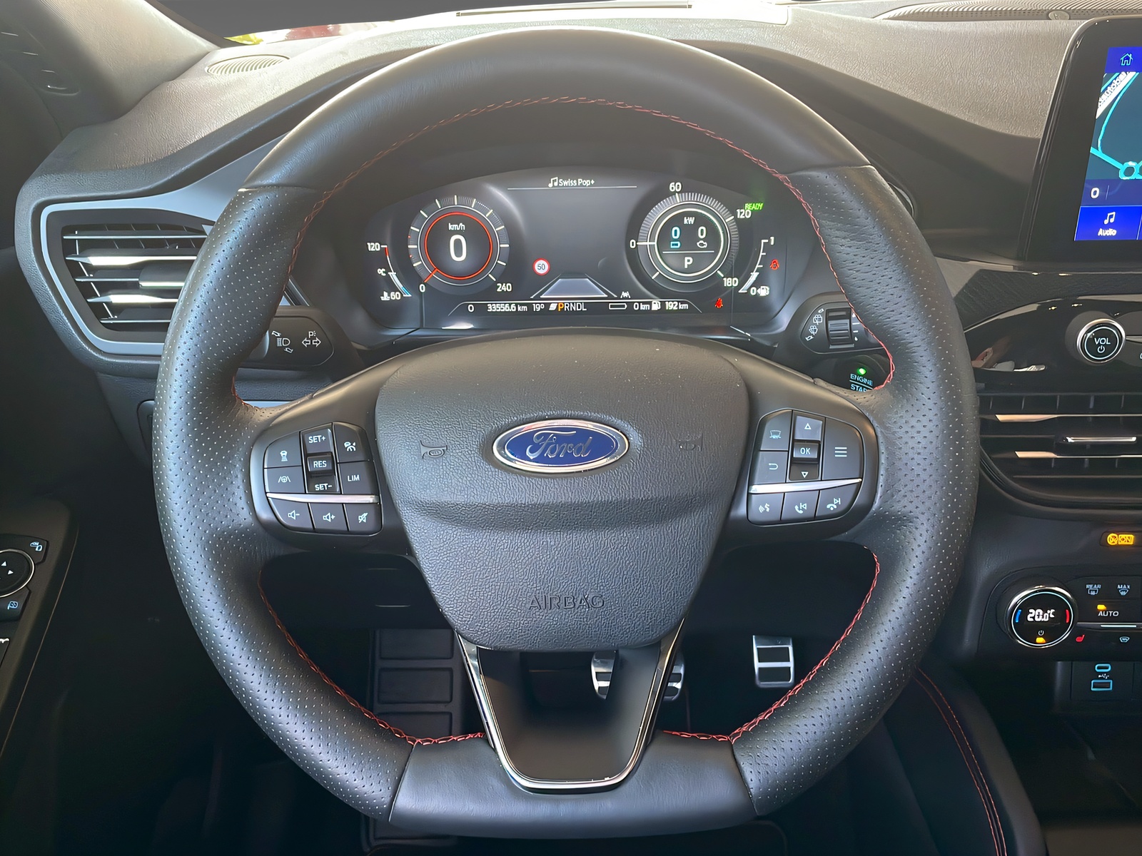 FORD Kuga 2.5 Plug-in Hybrid ST-Line X - 8