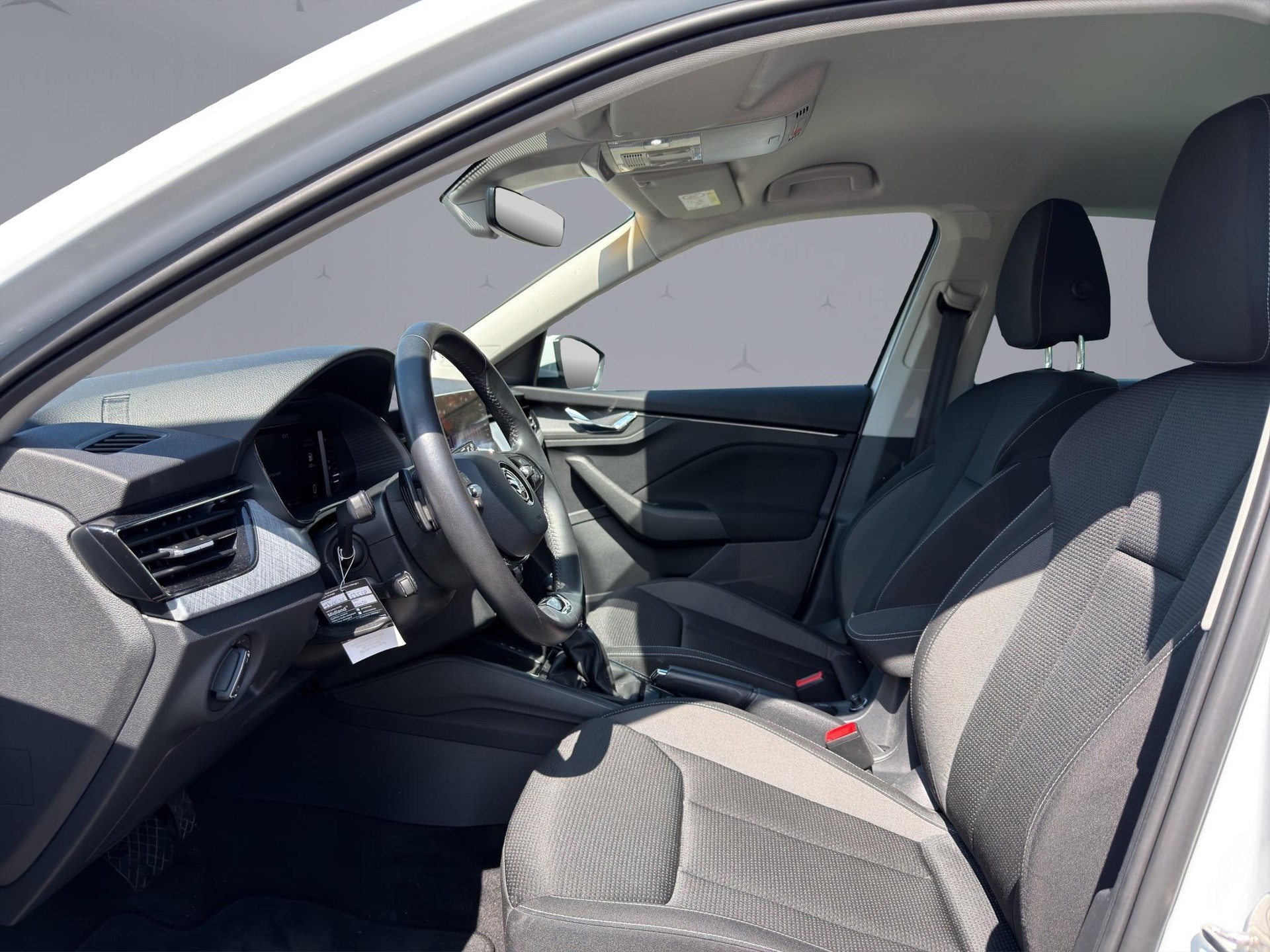 SKODA Kamiq 1.0 TSI Tour DSG - 9