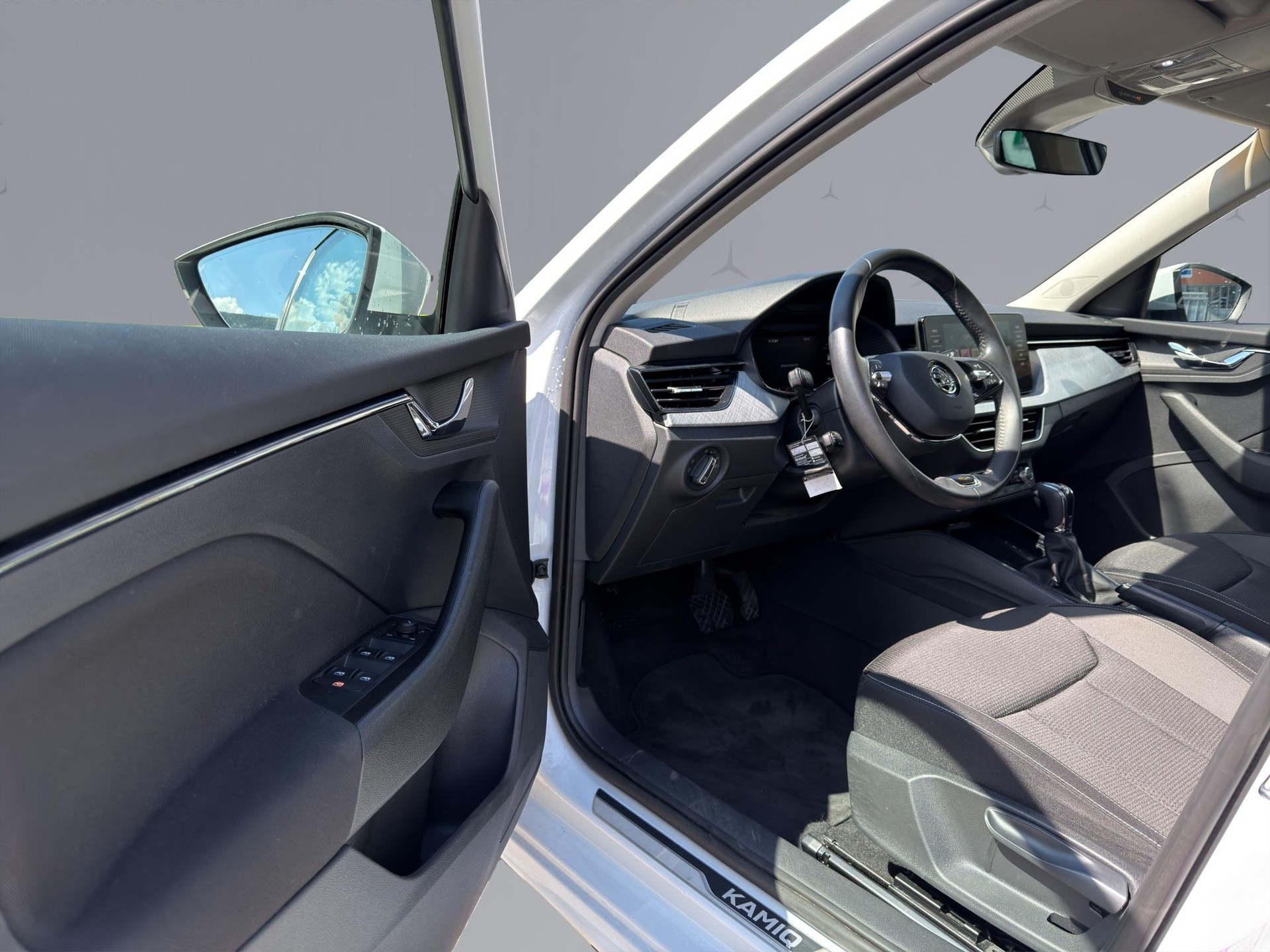 SKODA Kamiq 1.0 TSI Tour DSG - 14