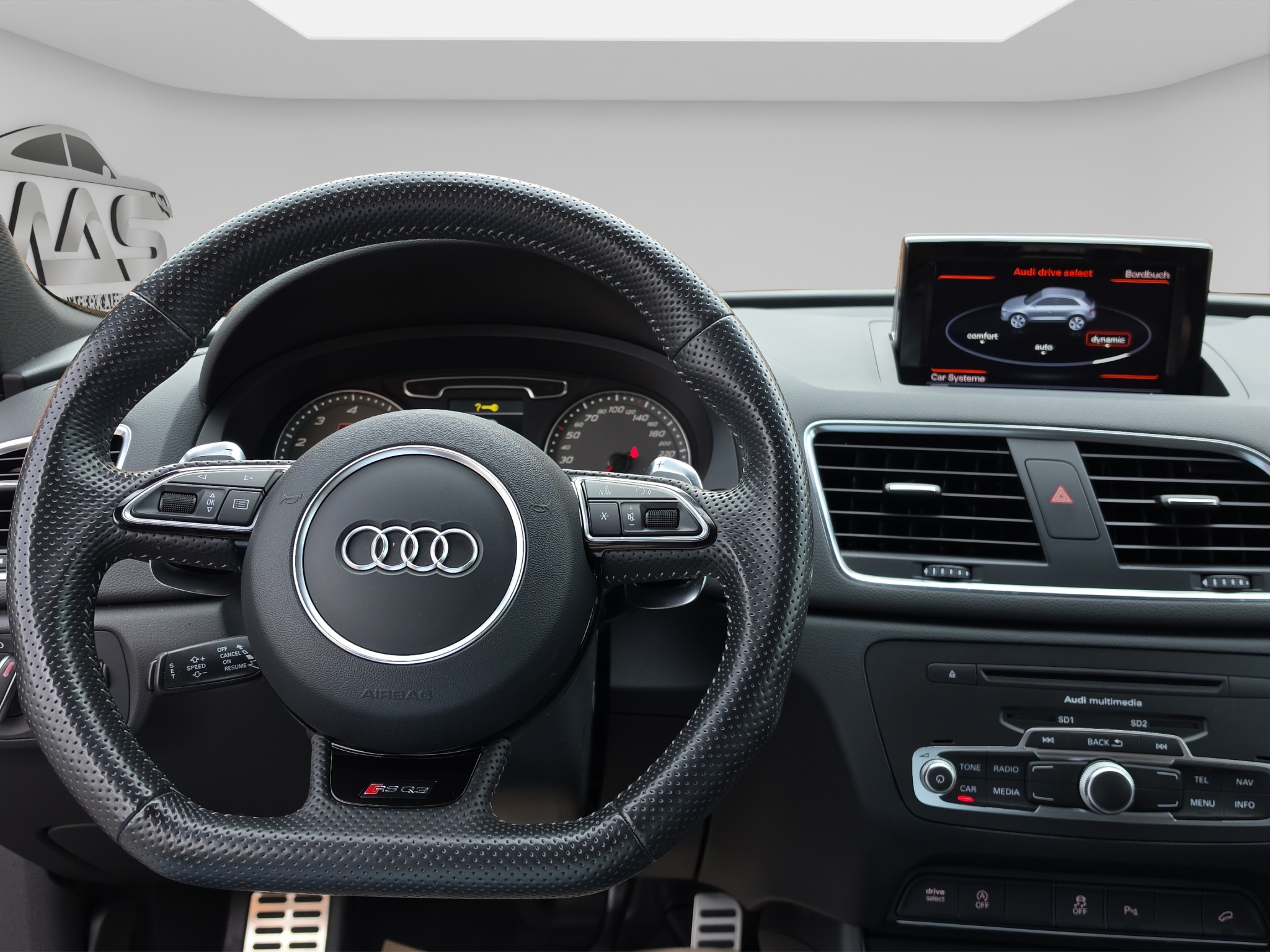 AUDI RS Q3 10
