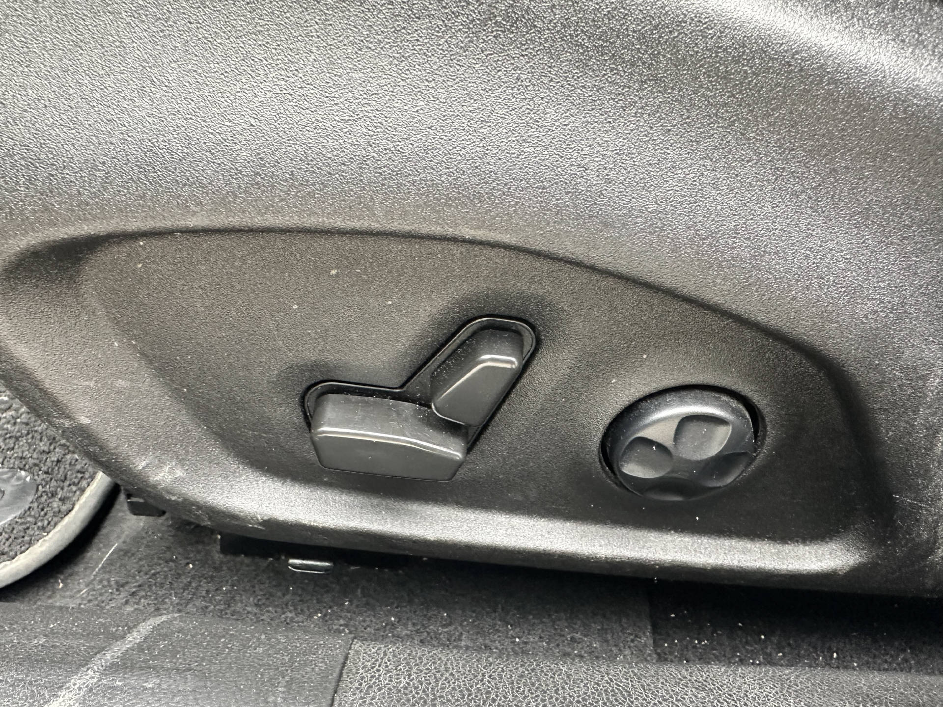 JEEP Renegade 1.3 Limited 4xe - 13