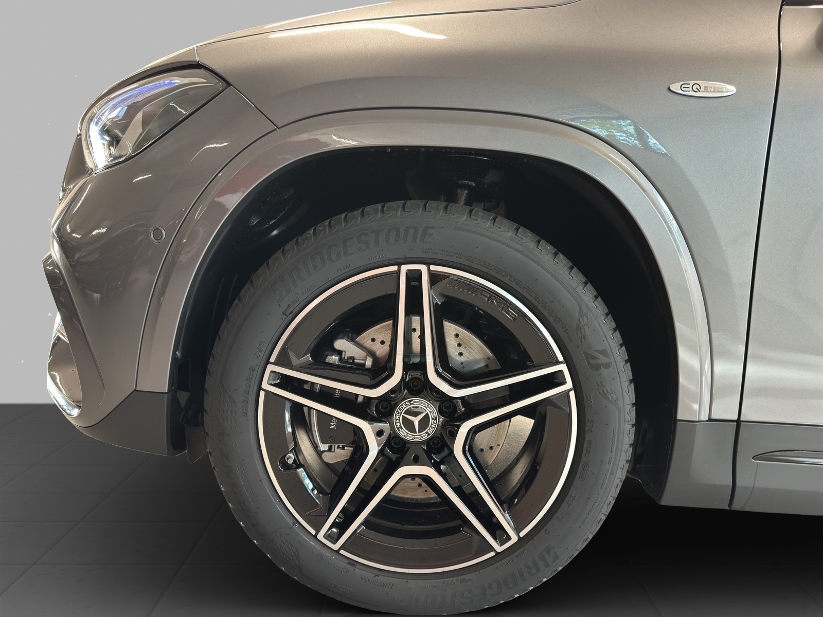 MERCEDES-BENZ GLA 250 e 8G-DCT "EQ Star" - 17