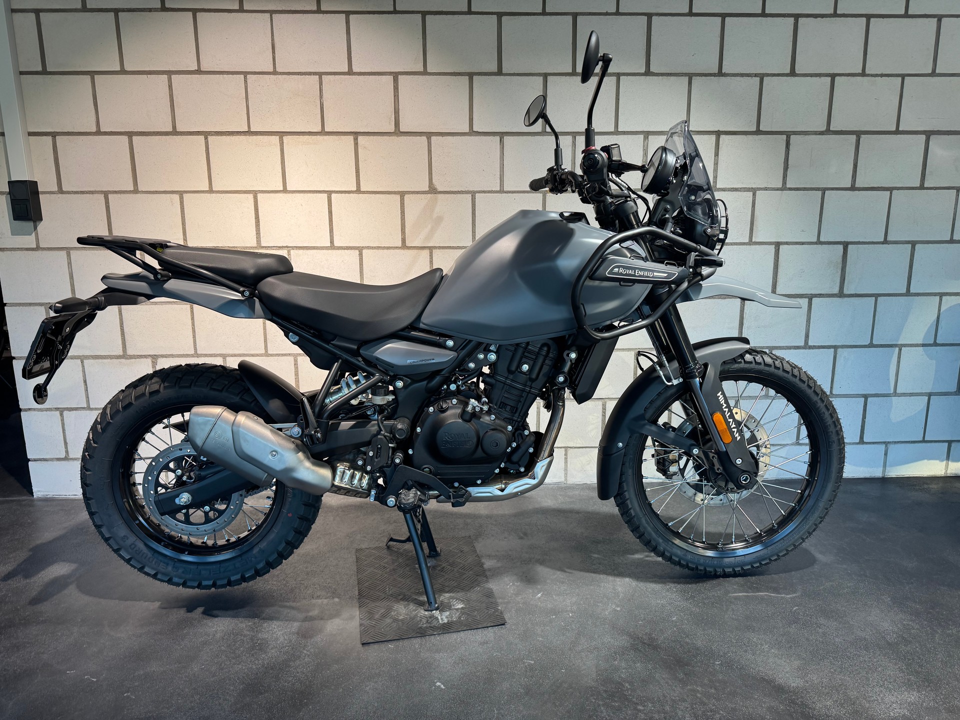 ROYAL ENFIELD HIMALAYAN - 4