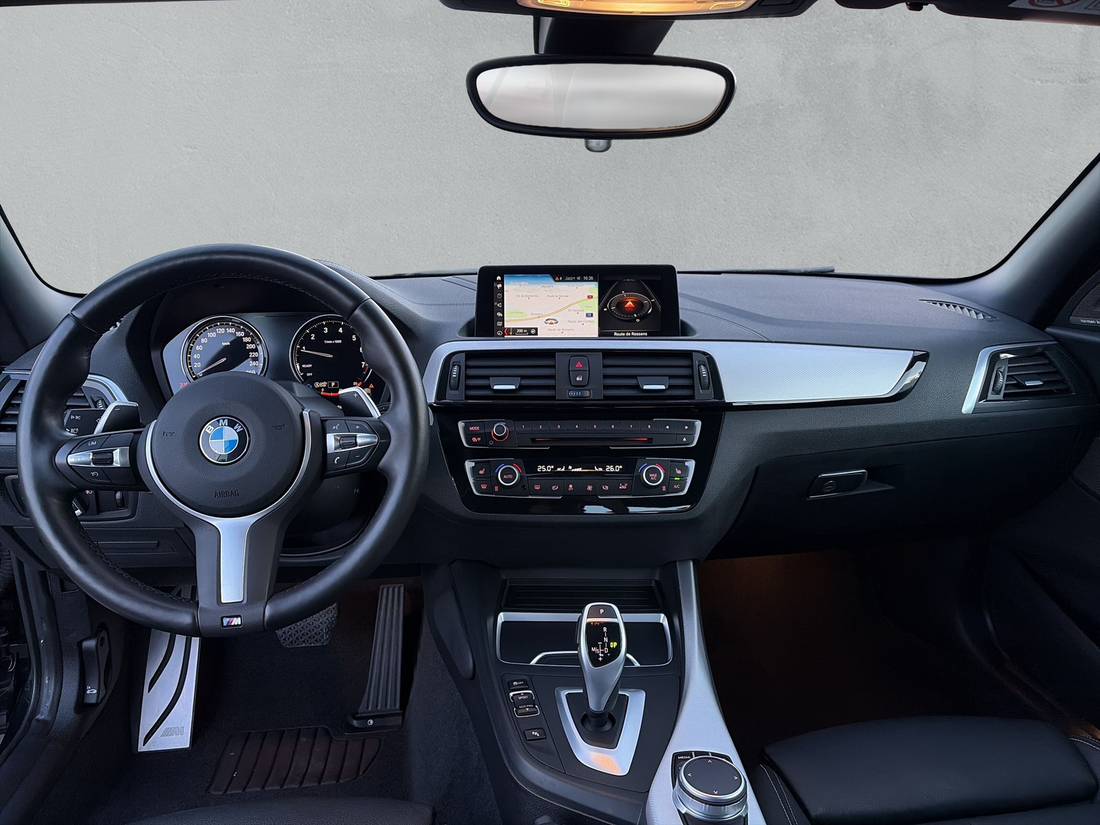 BMW 220i Cabrio M Sport F23 (CH) - 13