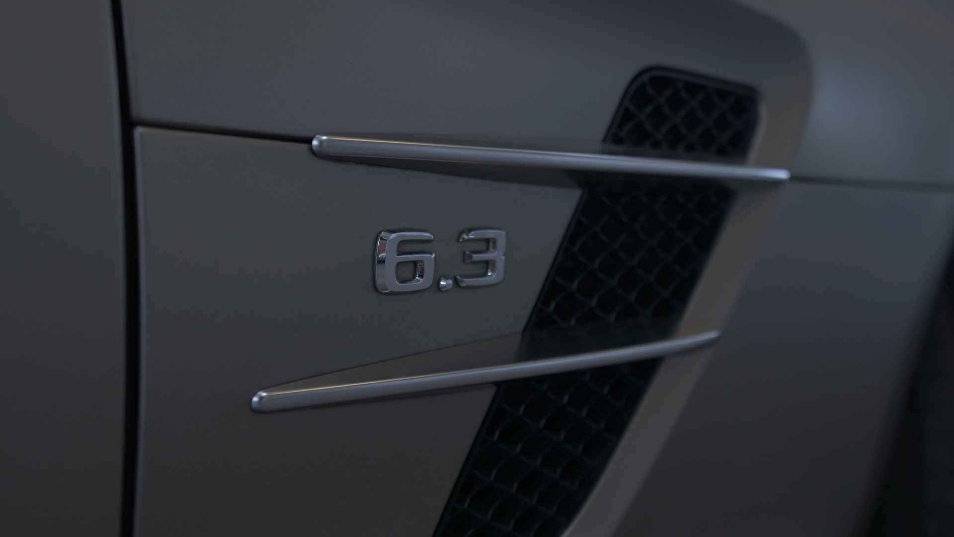 MERCEDES-BENZ SLS 63 AMG Speedshift - 5