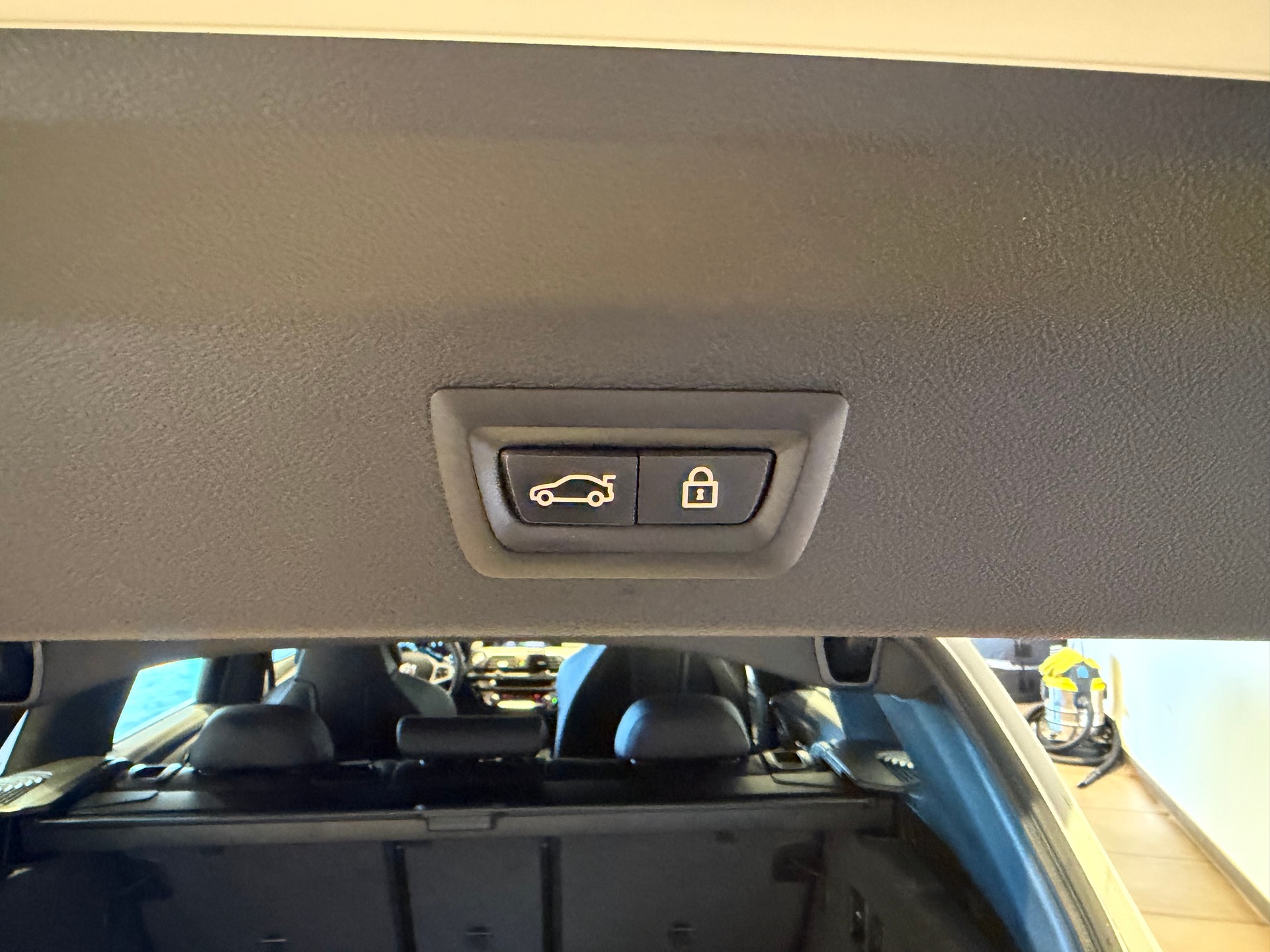 BMW X3 20i xDrive paddles - 9