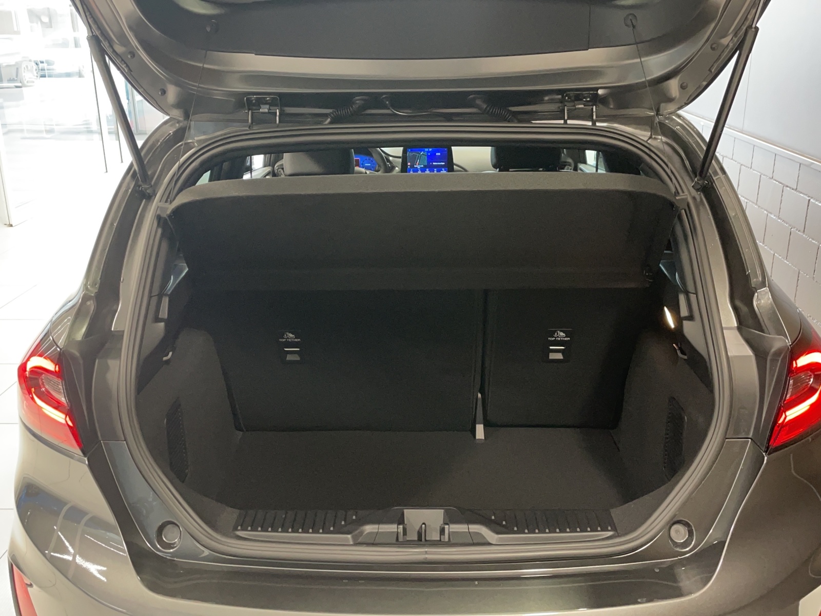 FORD Fiesta 1.0 EcoB Hybrid ST-Line X - 13