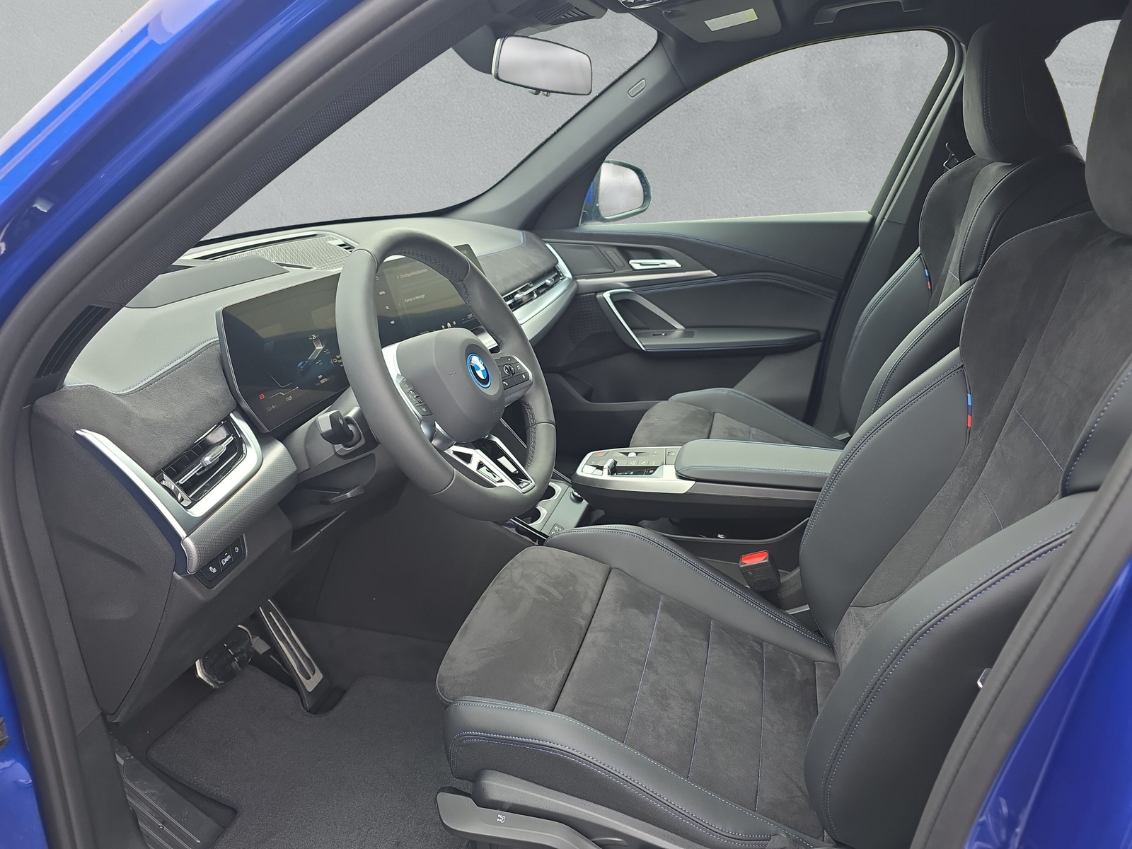 BMW iX1 eDrive 20 M Sport - 11