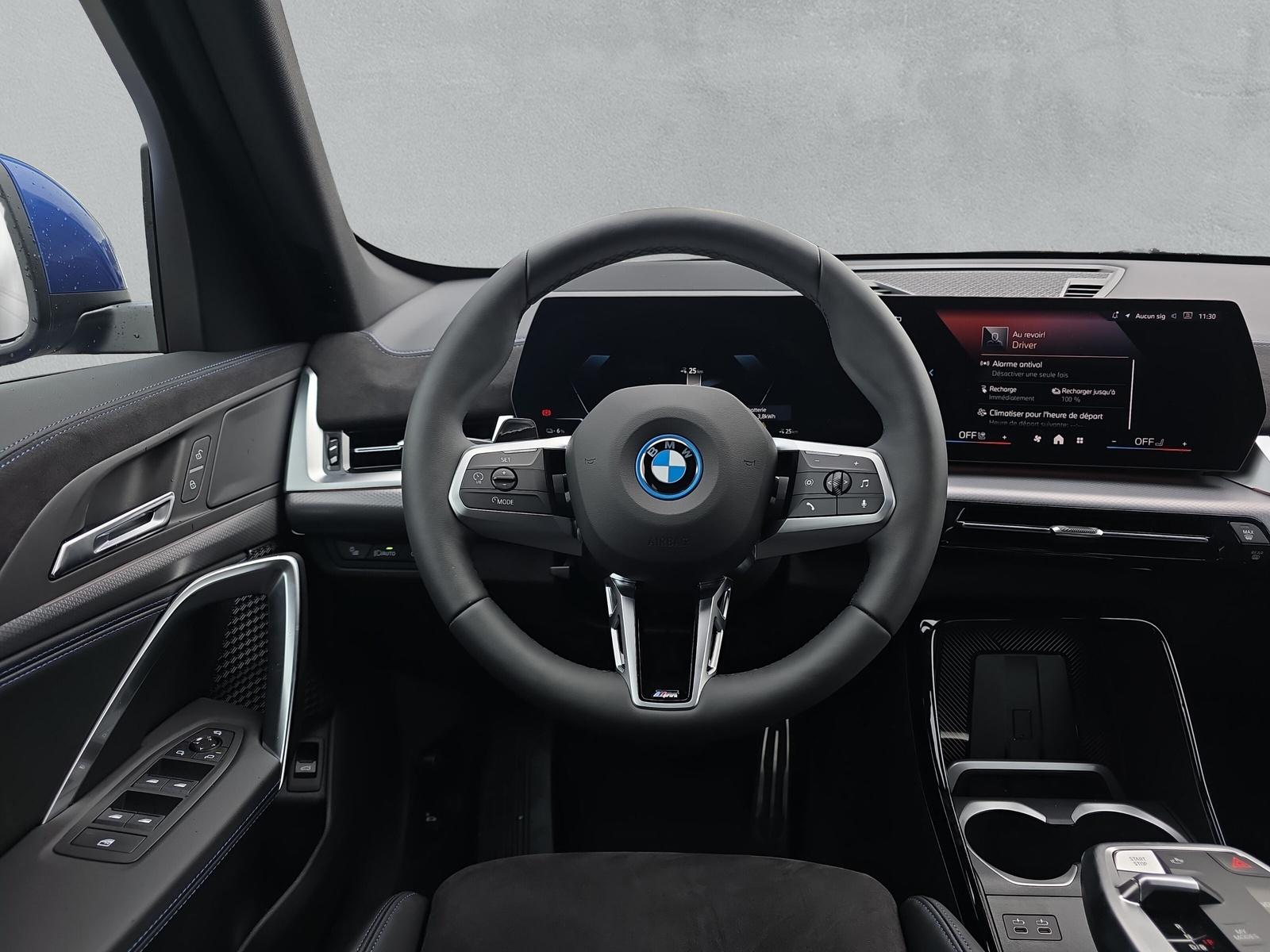 BMW iX1 eDrive 20 M Sport - 16