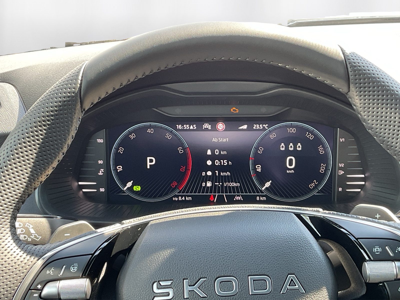 SKODA Kamiq 1.5 TSI Dynamic DSG - 8